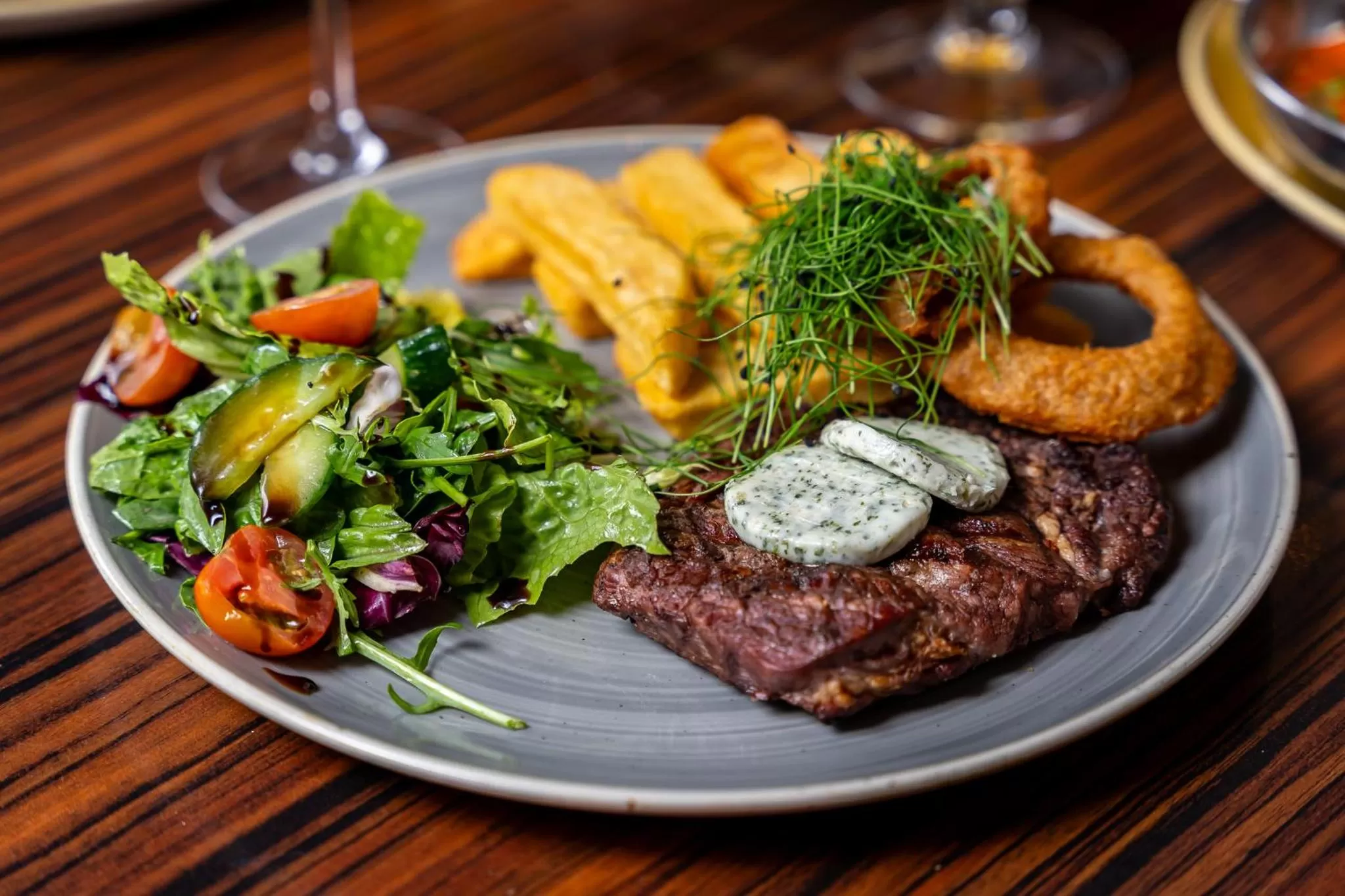 Restaurant/places to eat in Trafford Hall Hotel Manchester, Trademark Collection by Wyndham