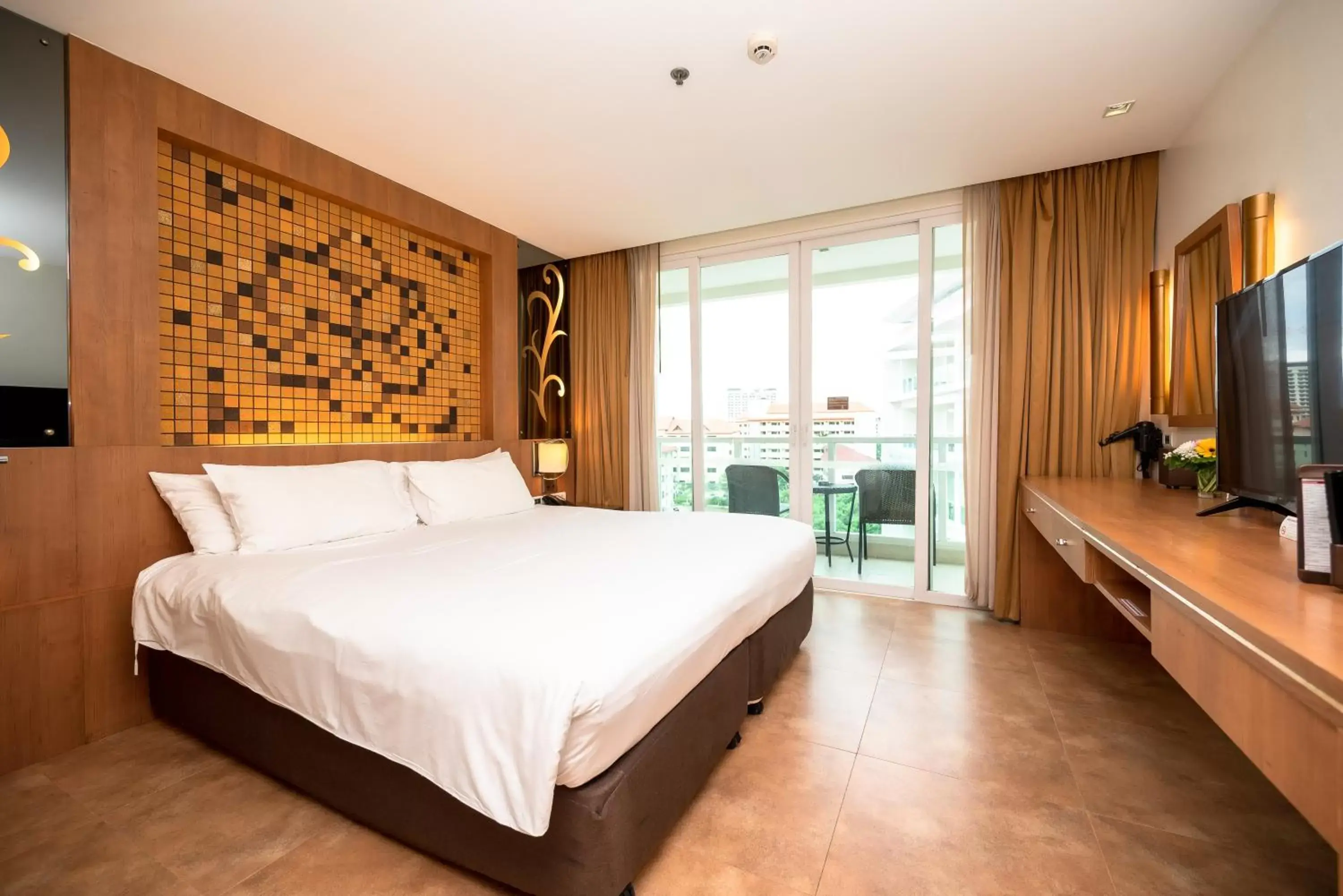 Bedroom in Centara Nova Hotel and Spa Pattaya