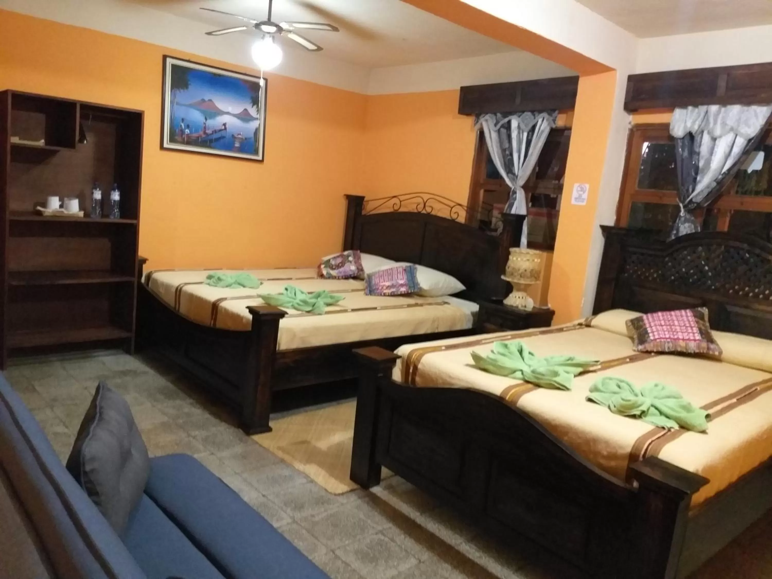 Photo of the whole room, Bed in Hospedaje El Viajero