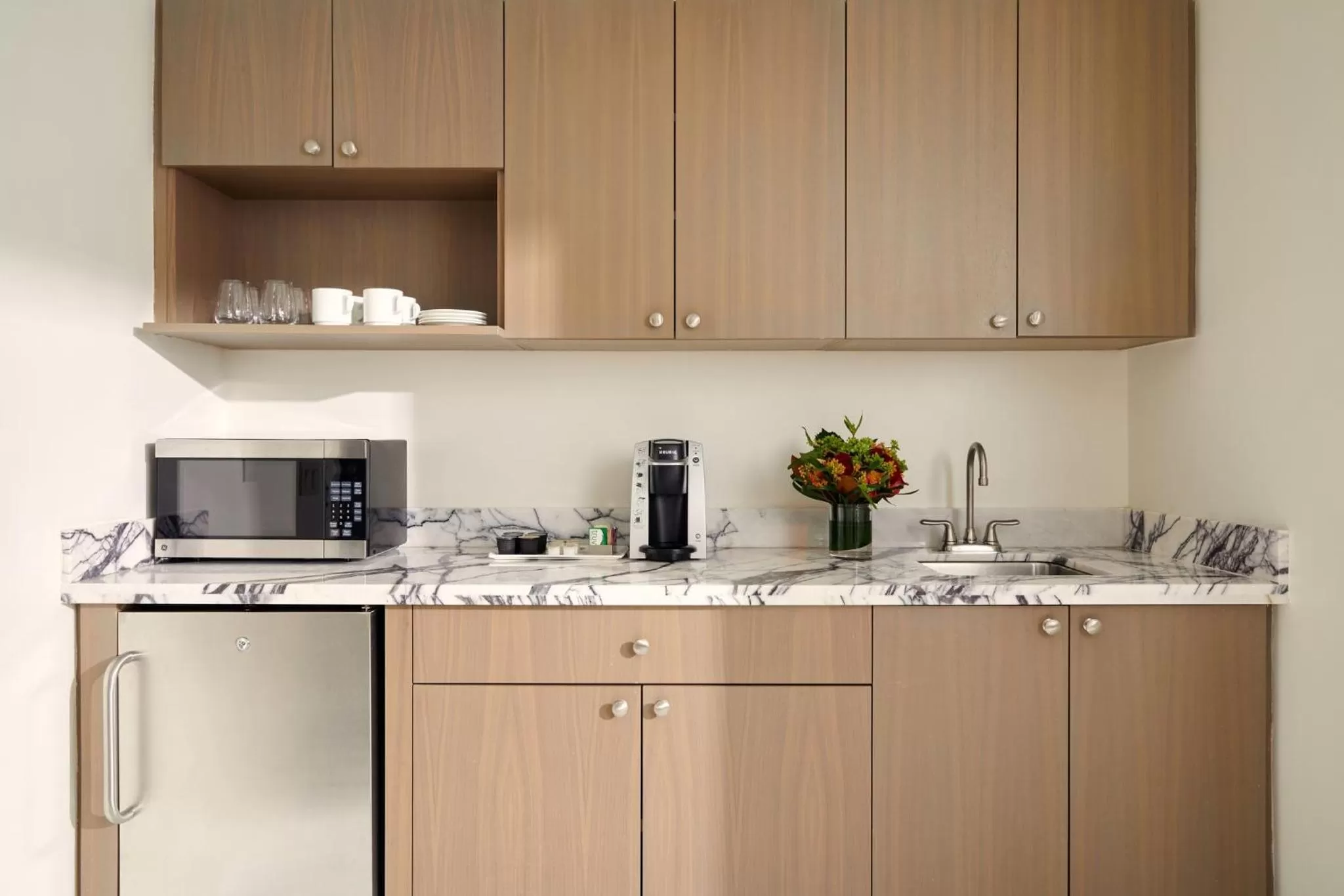 Photo of the whole room in Loews Regency New York Hotel