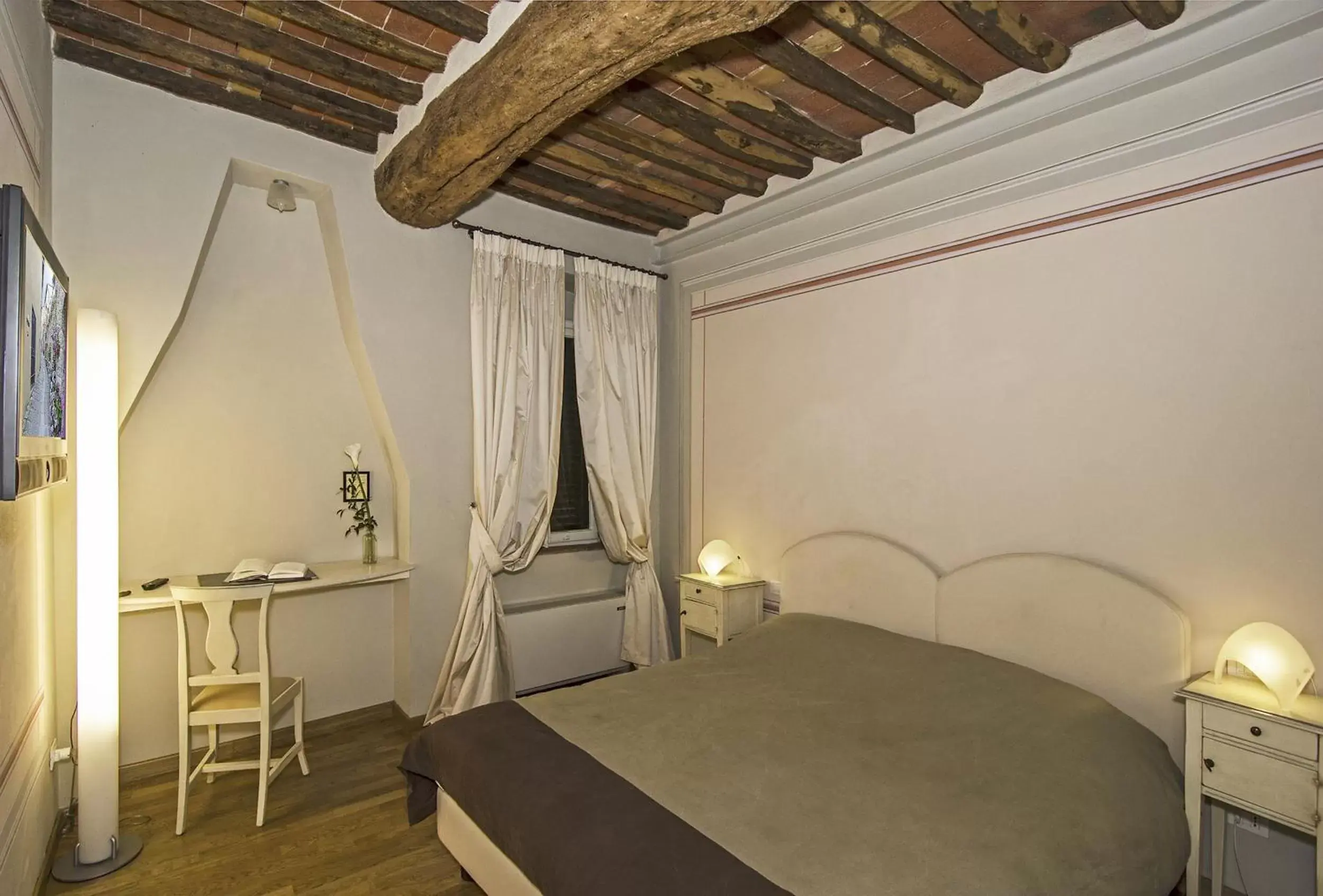 Bedroom, Bed in Albergo San Martino