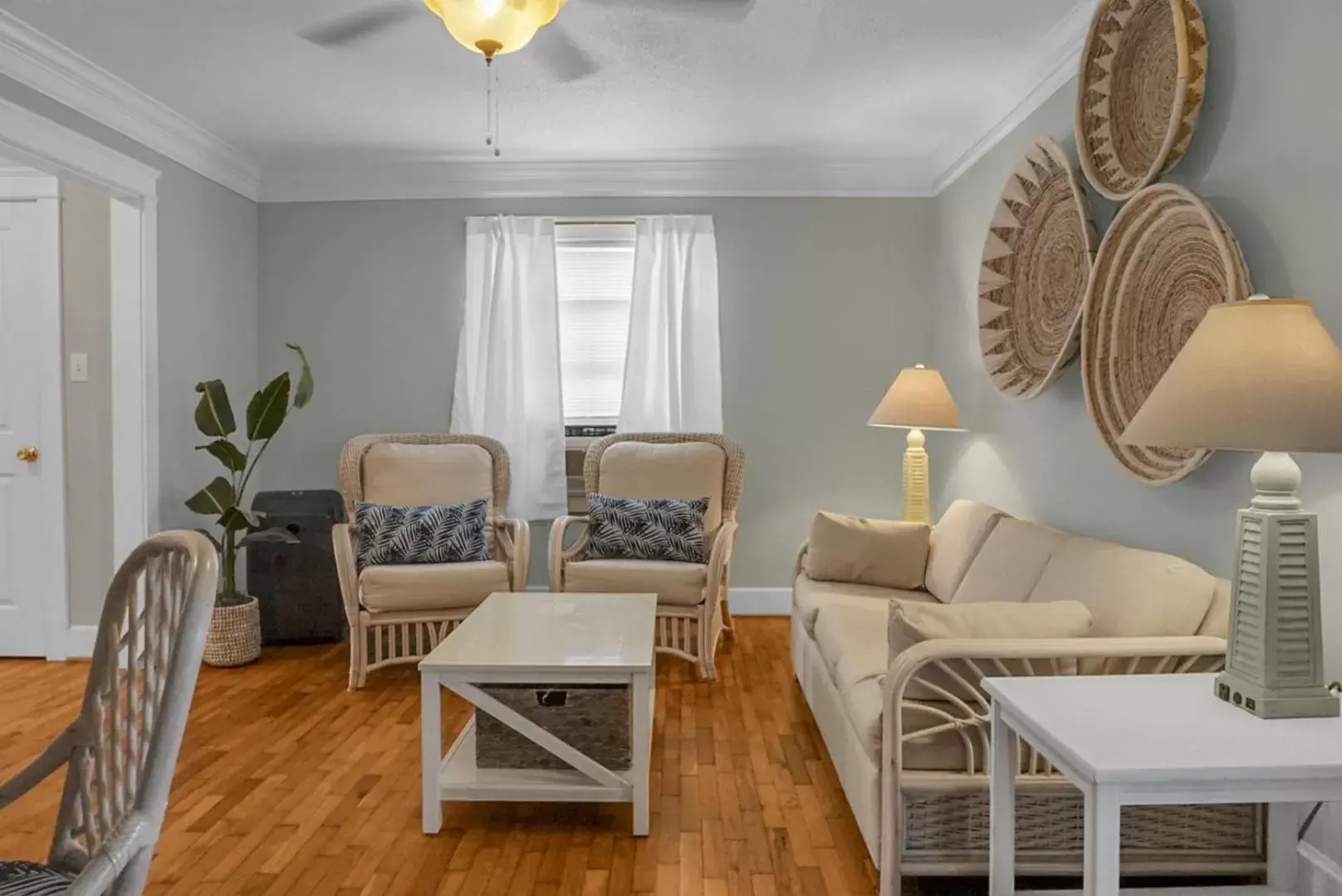 Seating Area in Carolina Beach Inn