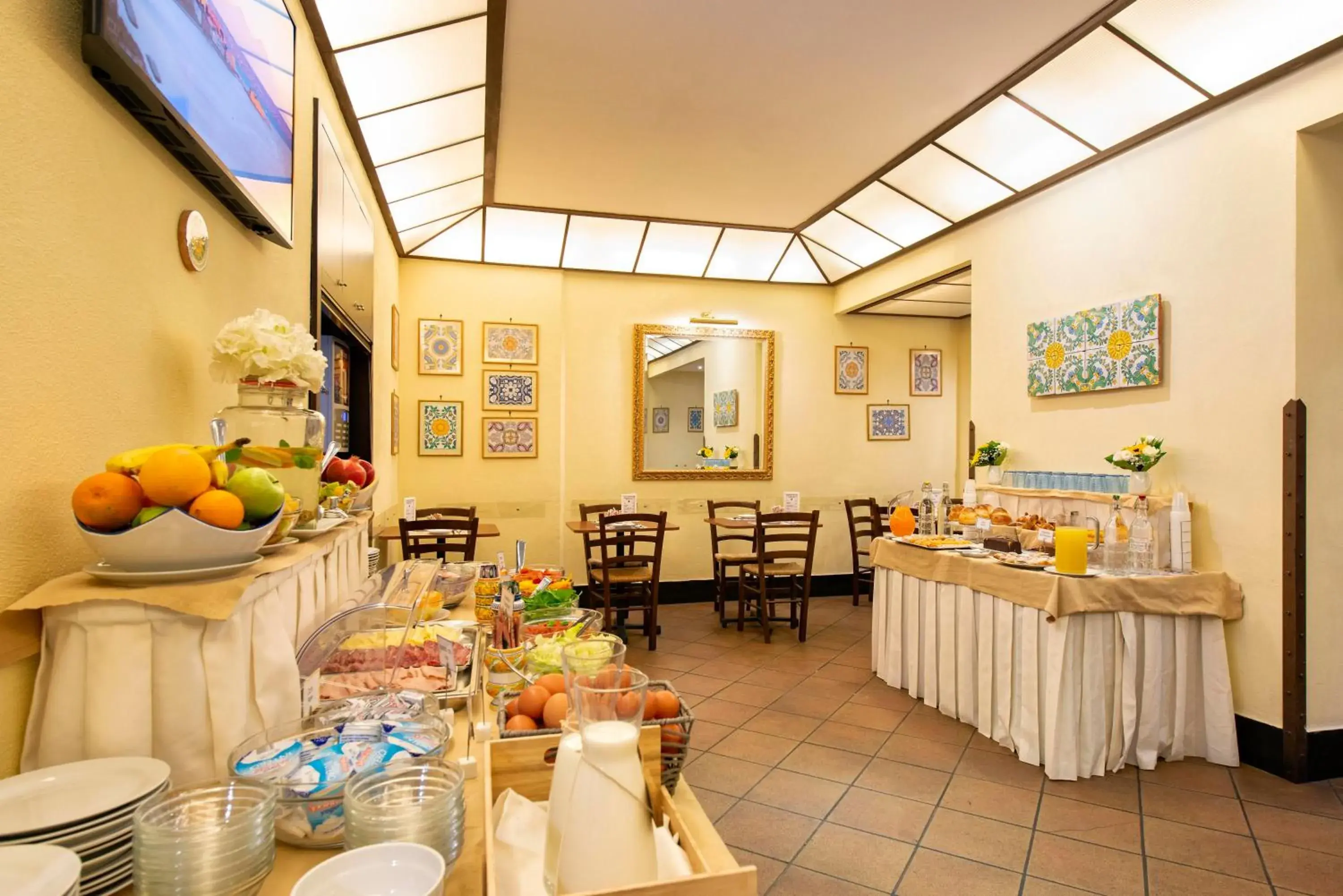 Breakfast, Restaurant/Places to Eat in Grand Hotel Europa & Restaurant