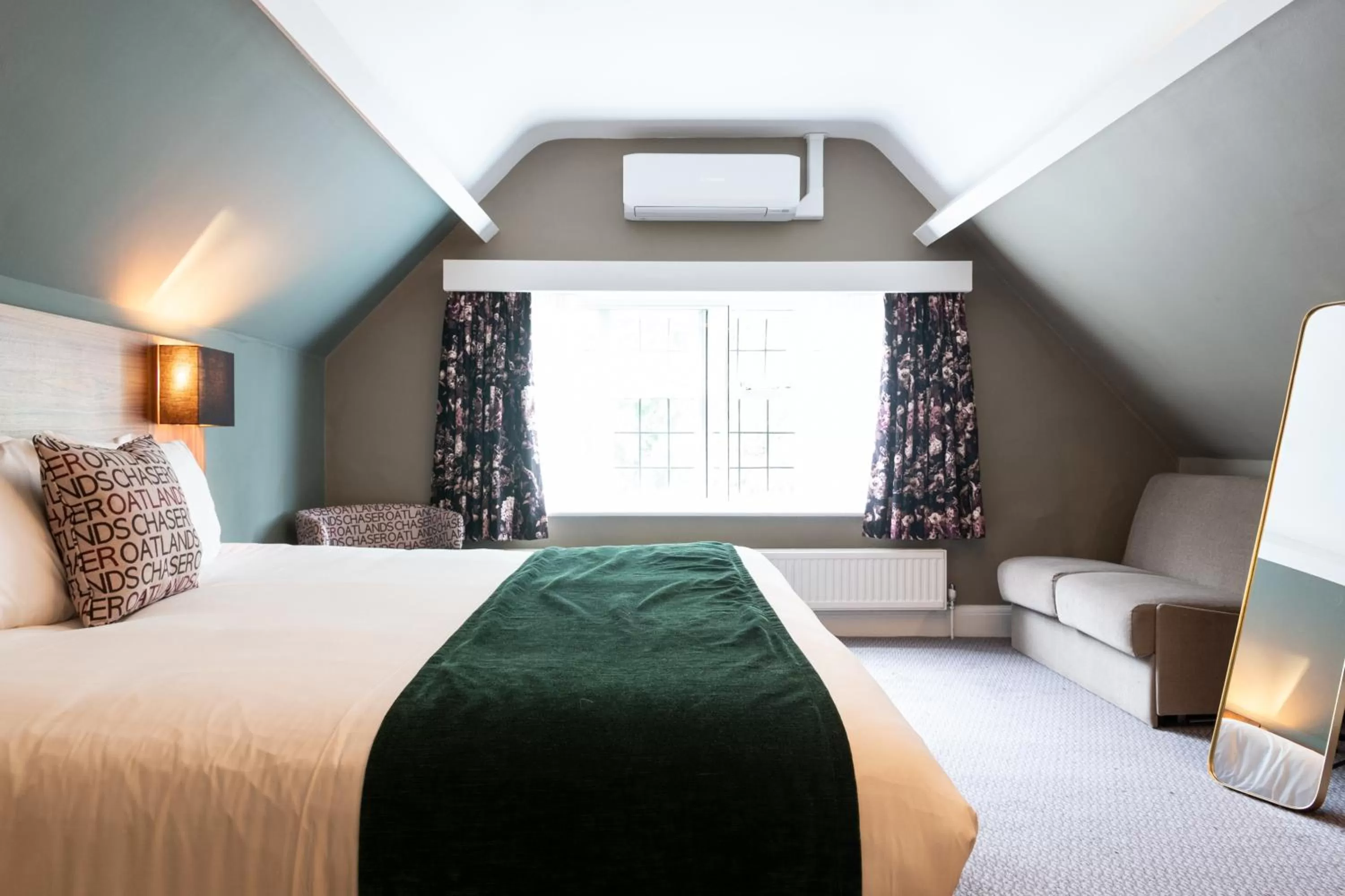 Bed in The Oatlands Chaser by Innkeeper's Collection