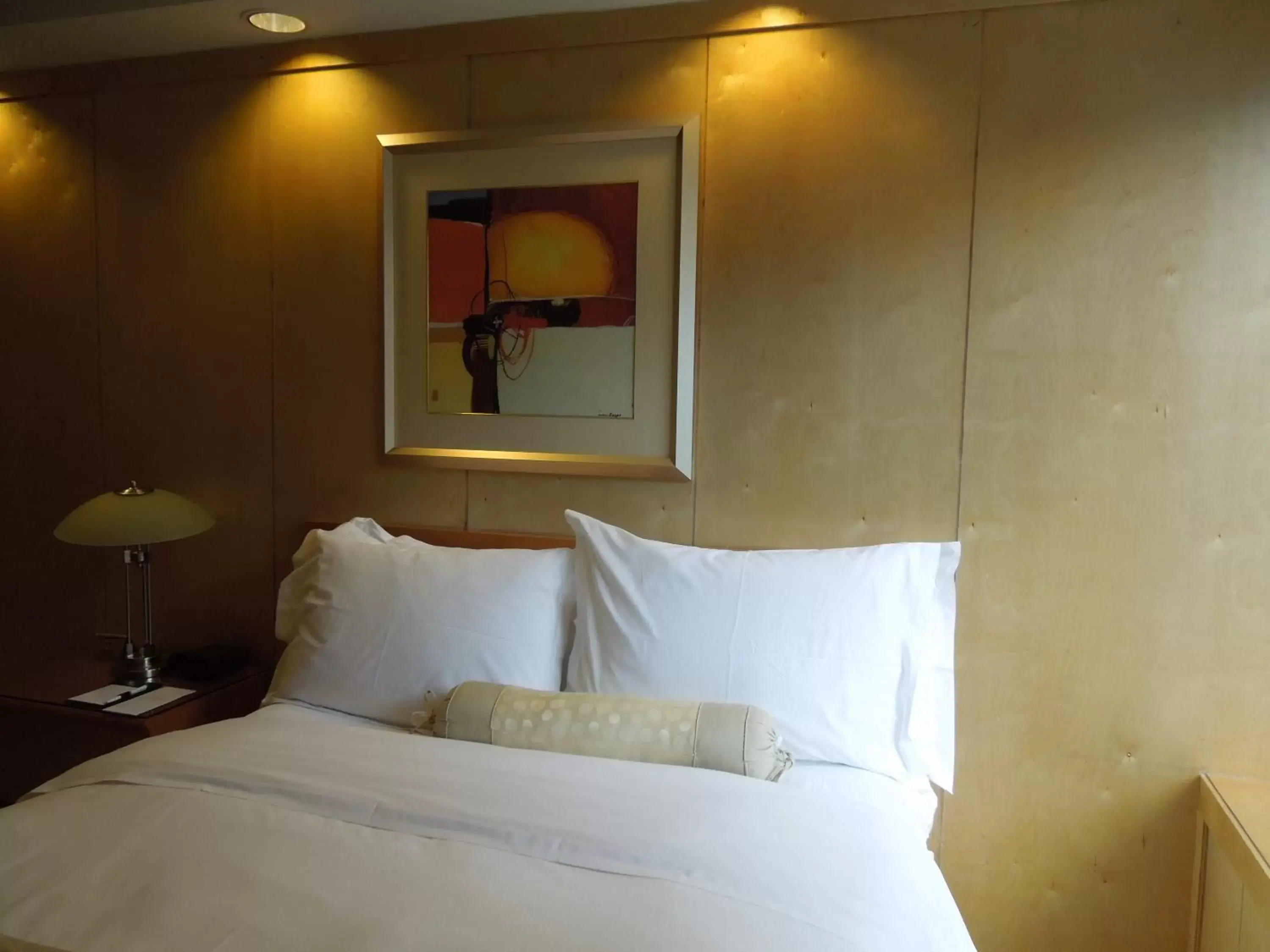 Bed in The Eldon Luxury Suites