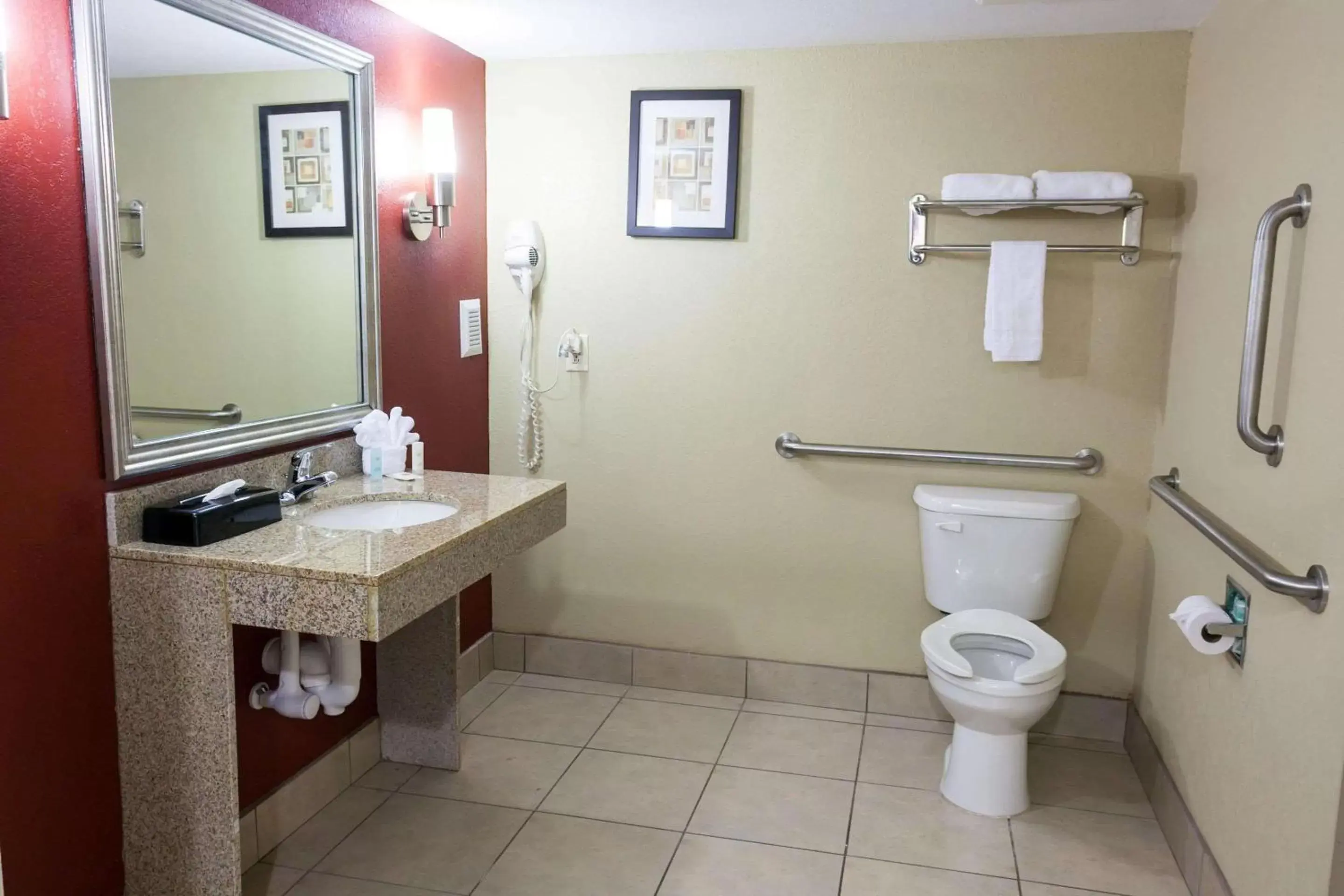 Bathroom in Comfort Inn & Suites Statesville - Mooresville