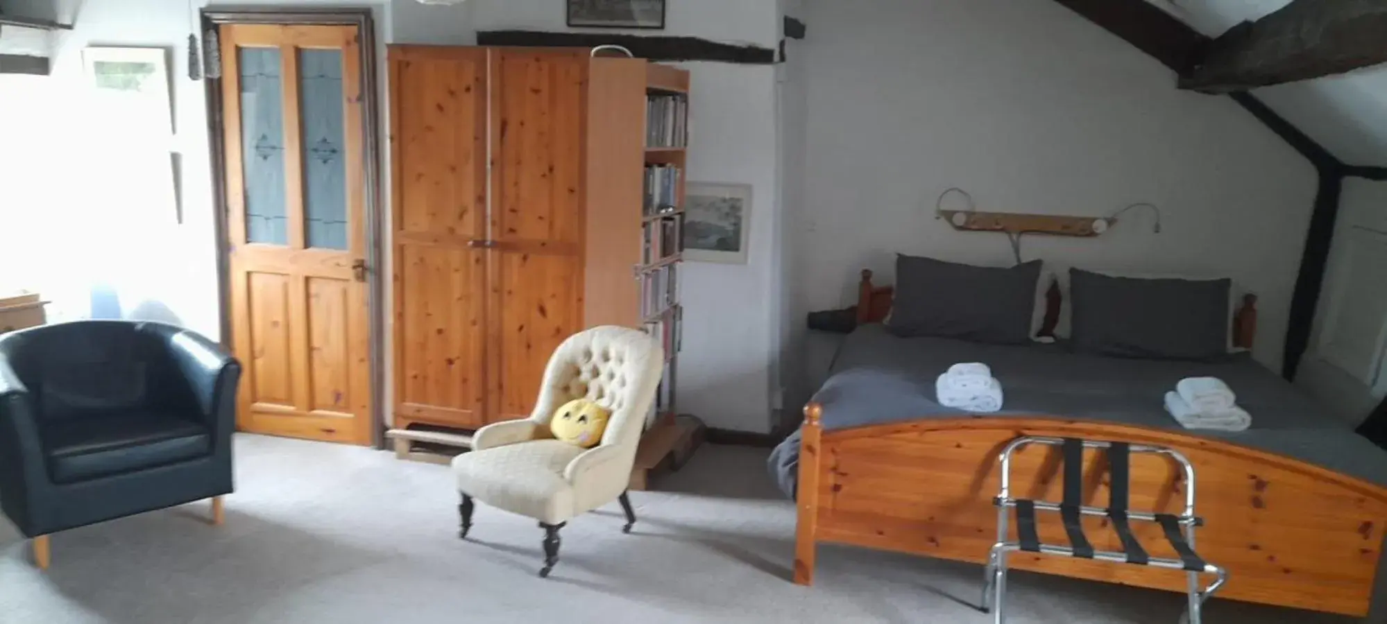 Family Room in The Old Court House Guest House Family Room in The Old Court House Guest House