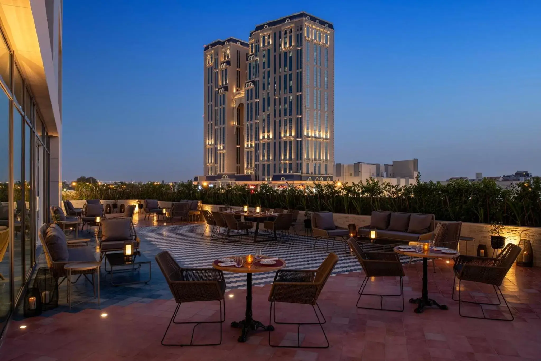 Restaurant/places to eat in Abesq Doha Hotel and Residences