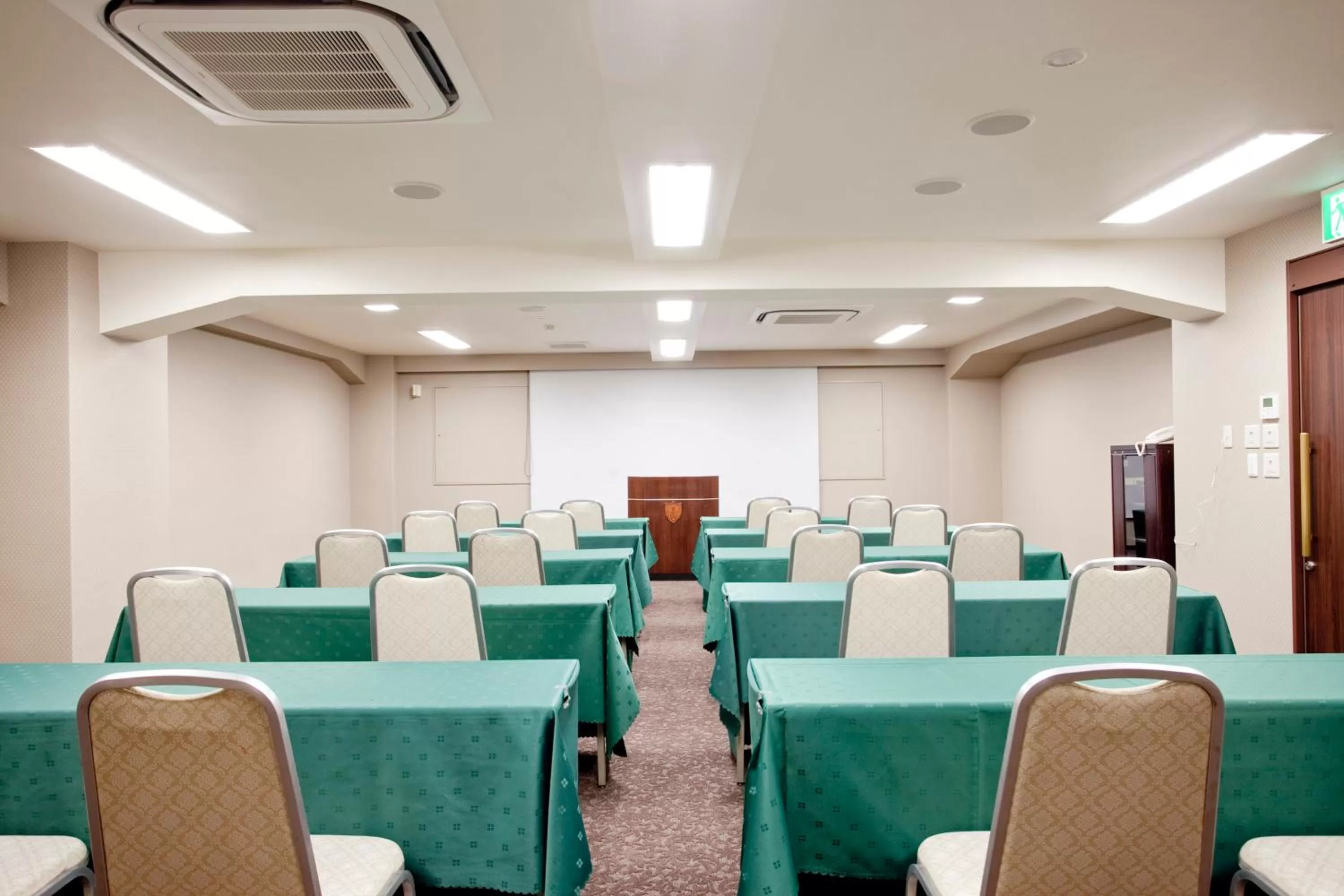 Banquet/Function facilities in International Hotel Ube