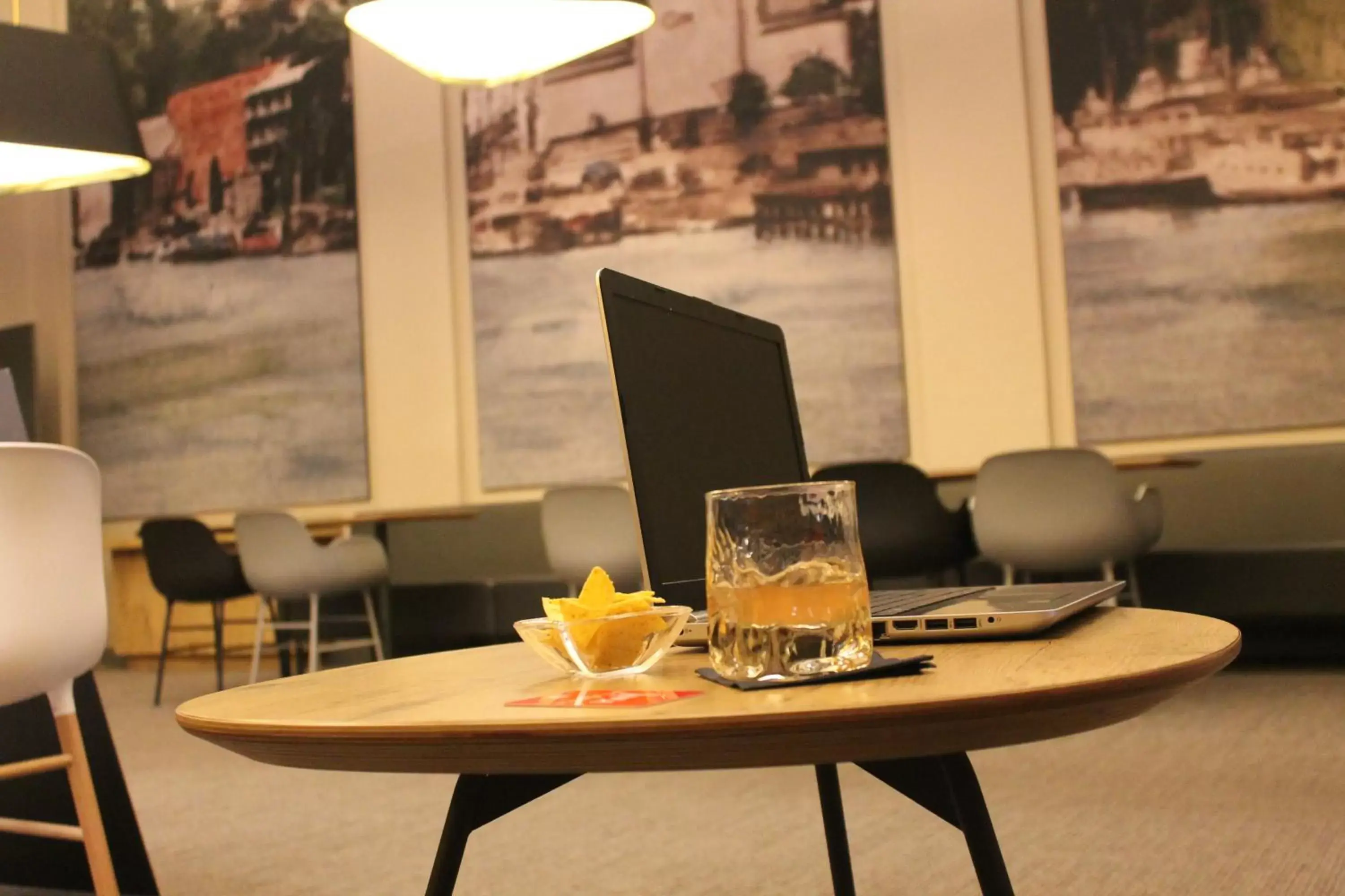 Business facilities, Restaurant/Places to Eat in ibis Lyon Centre Perrache