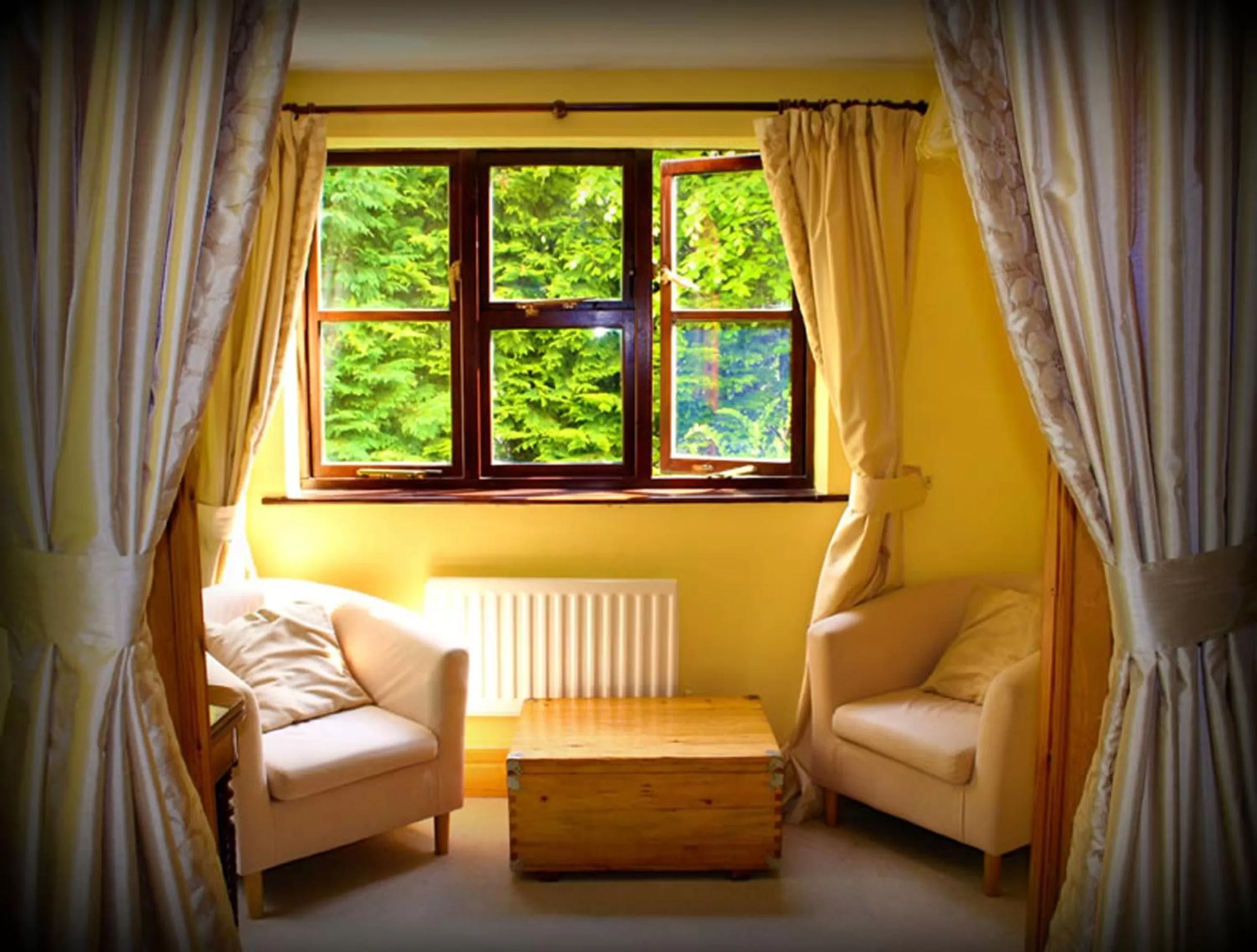 Seating Area in Hafan Deg