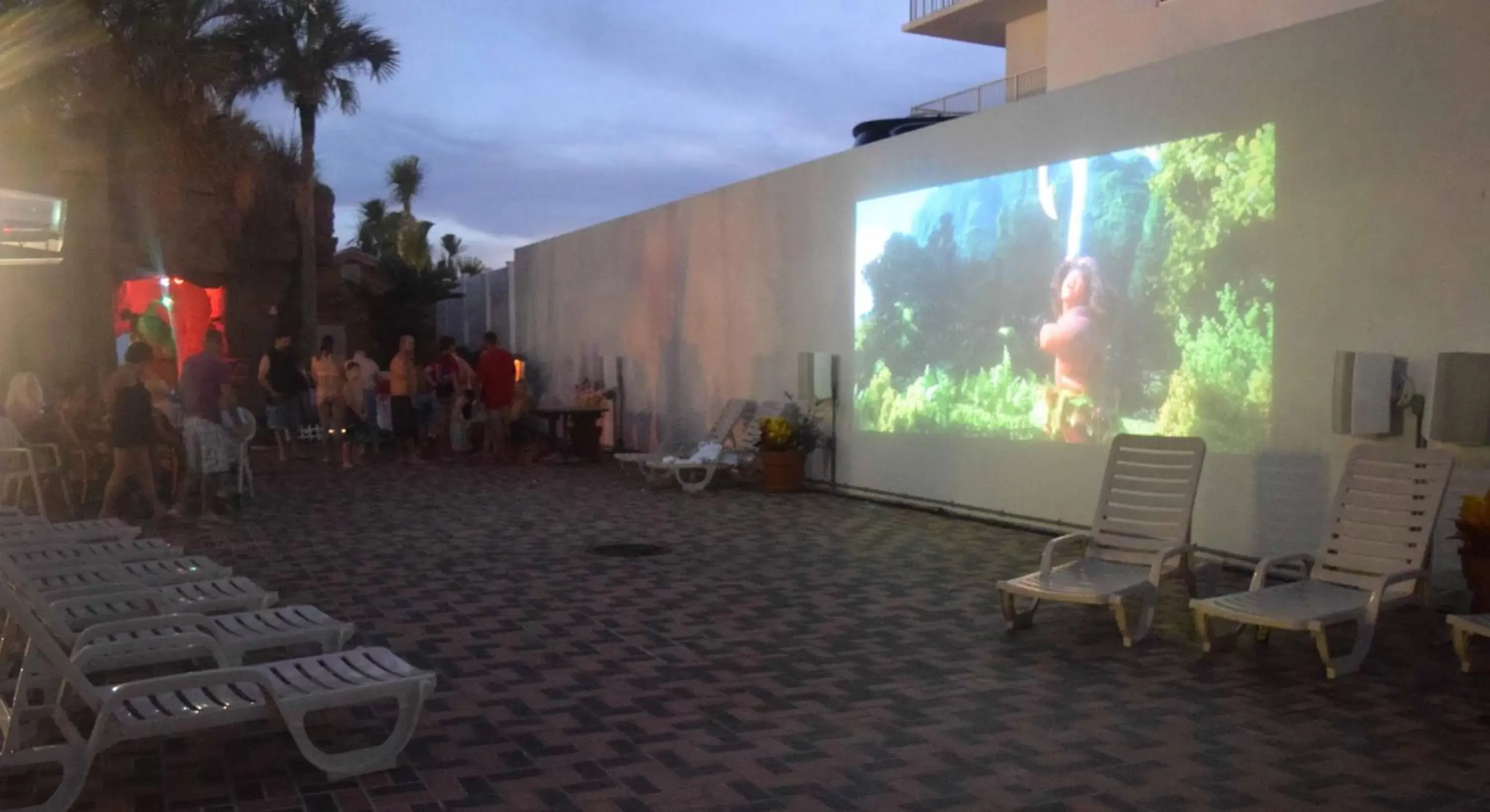 Evening entertainment in Days Inn by Wyndham Panama City Beach/Ocean Front