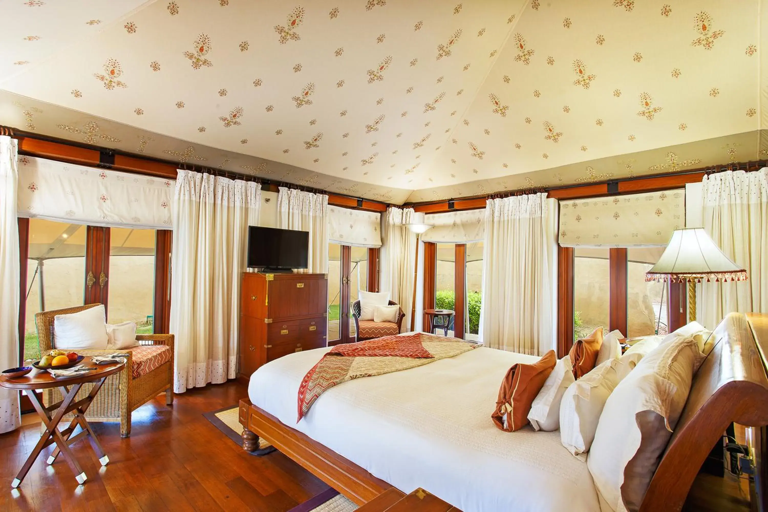 Bedroom in The Oberoi Rajvilas Jaipur