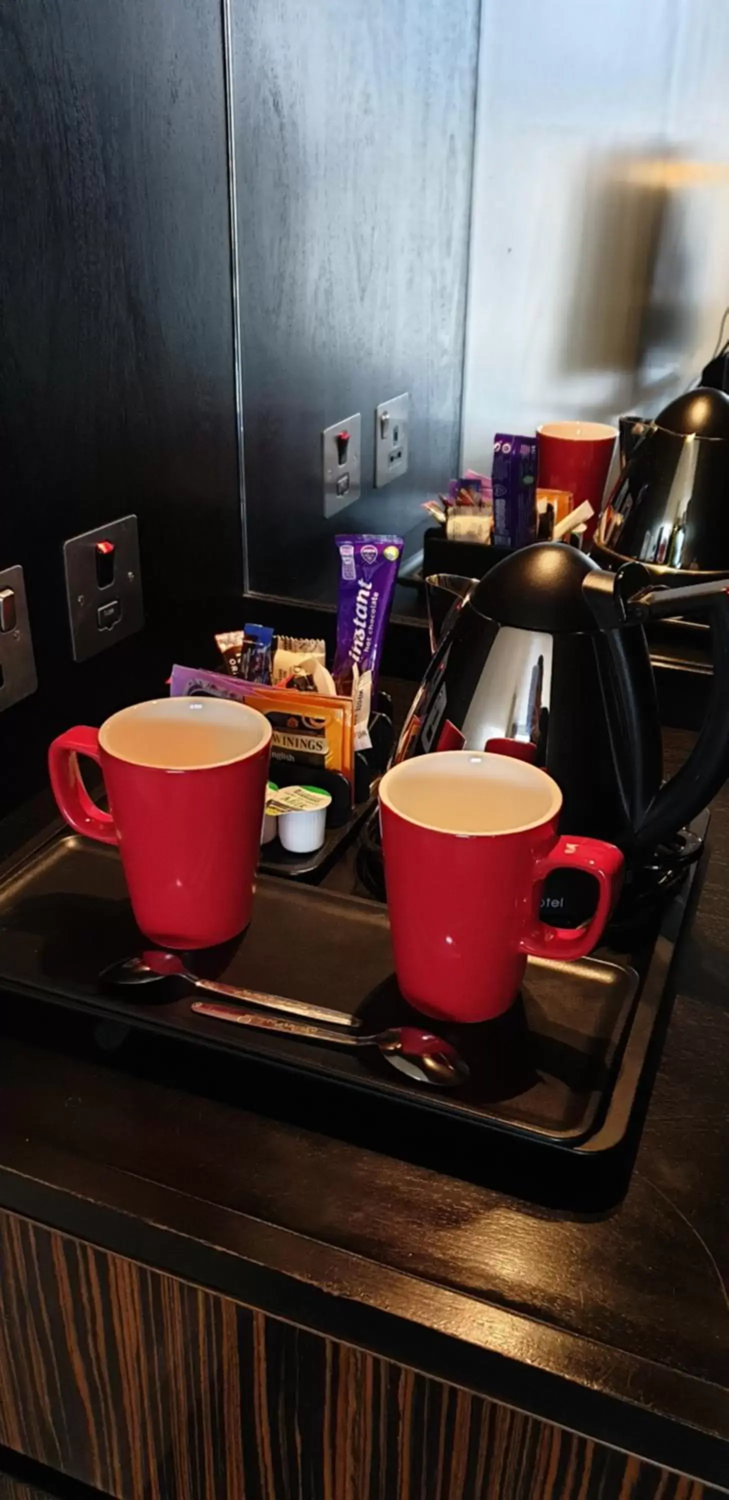 Coffee/tea facilities in Brooklands Hotel & Spa