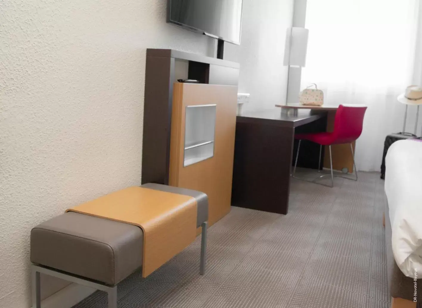 Bedroom, Seating Area in Novotel Bayeux