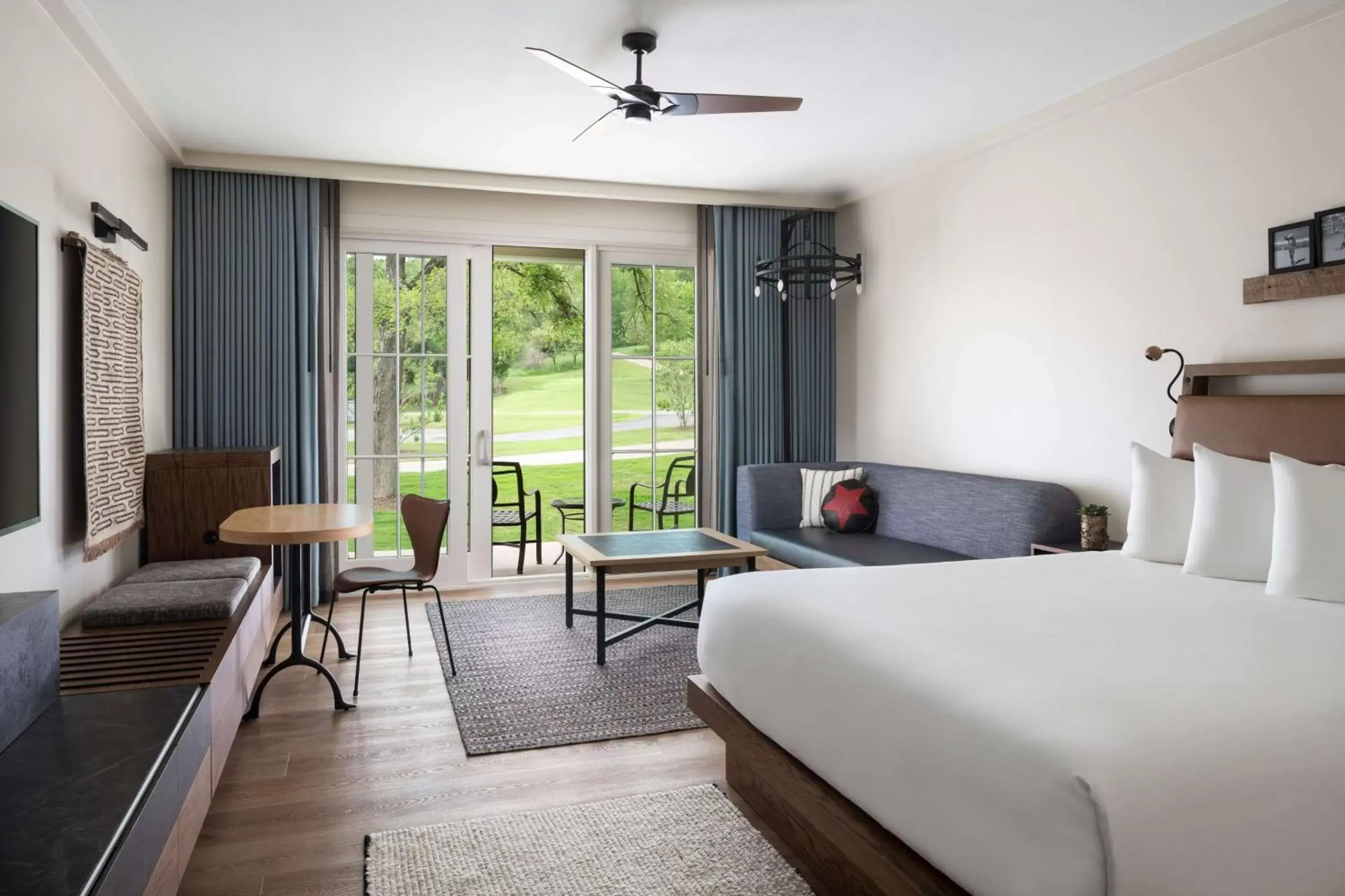 King Room with Balcony in Hyatt Regency Lost Pines Resort and Spa