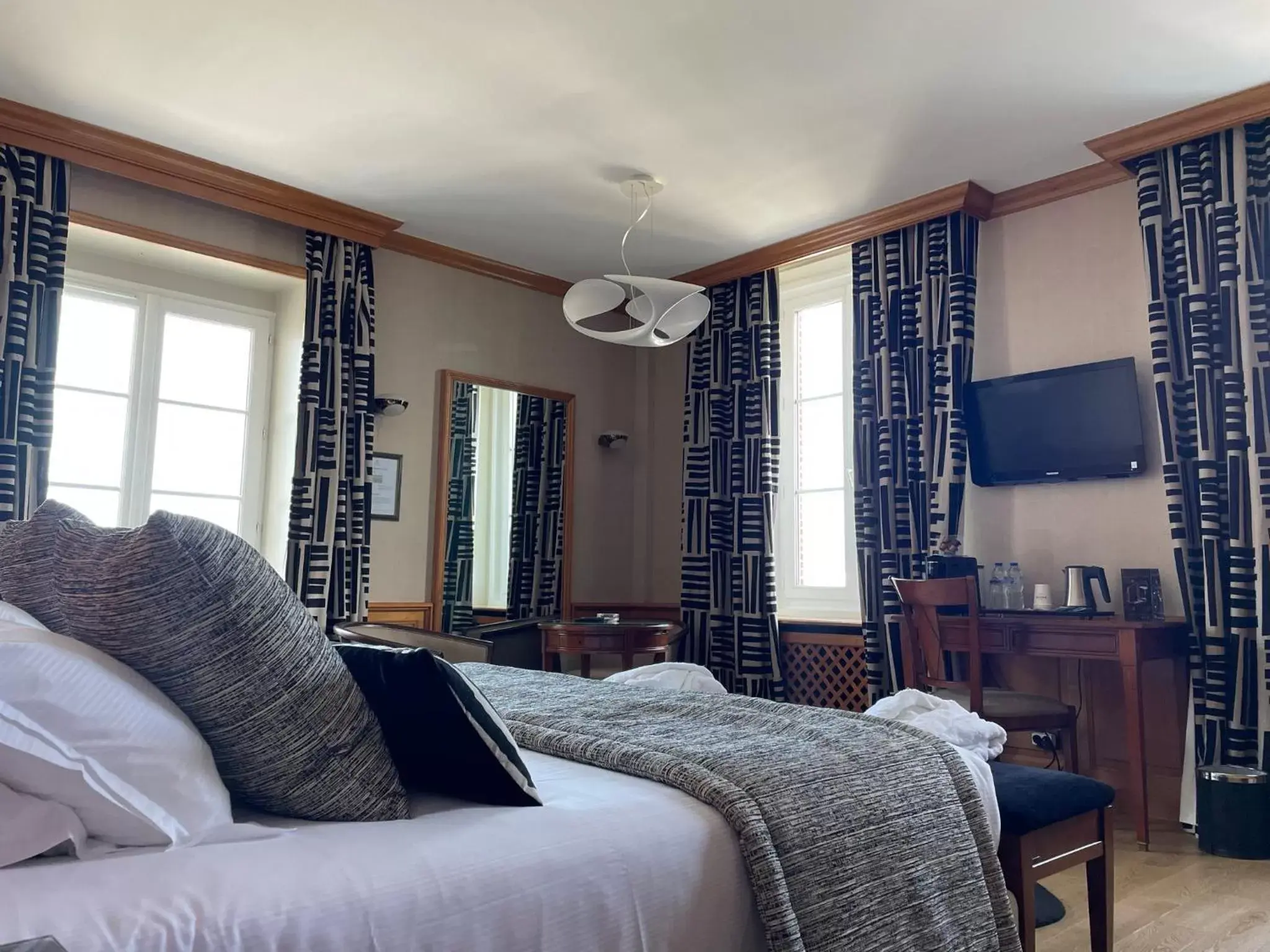 Bedroom, Seating Area in Dormy House