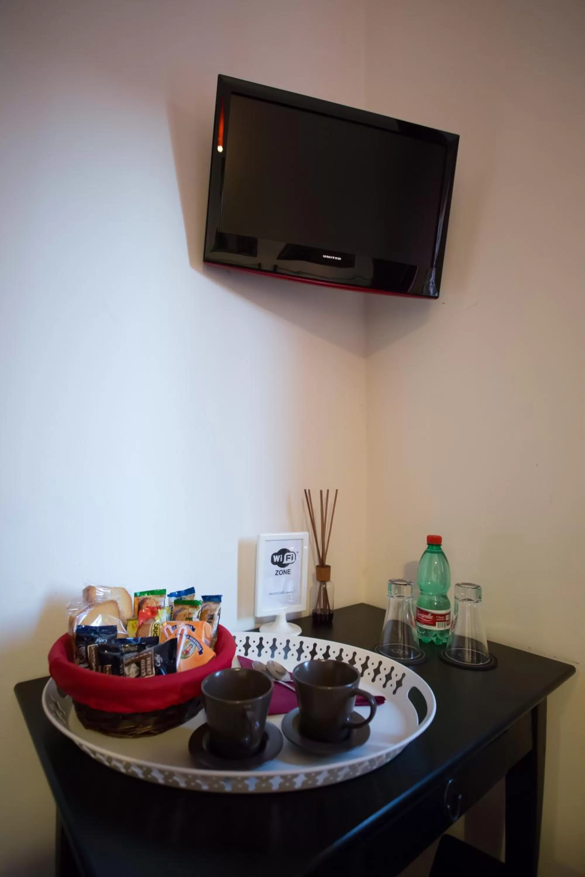 TV and multimedia in B&B Villa Adriana