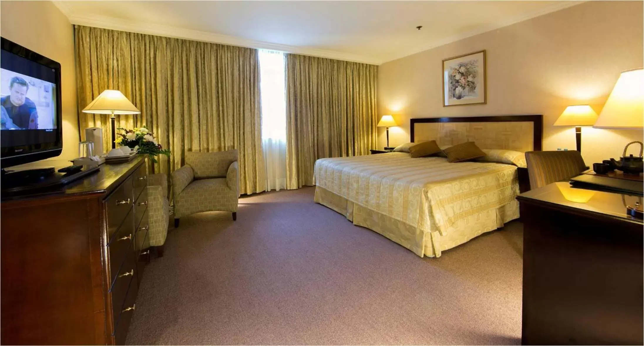 Superior Double or Twin Room in Herald Suites Solana