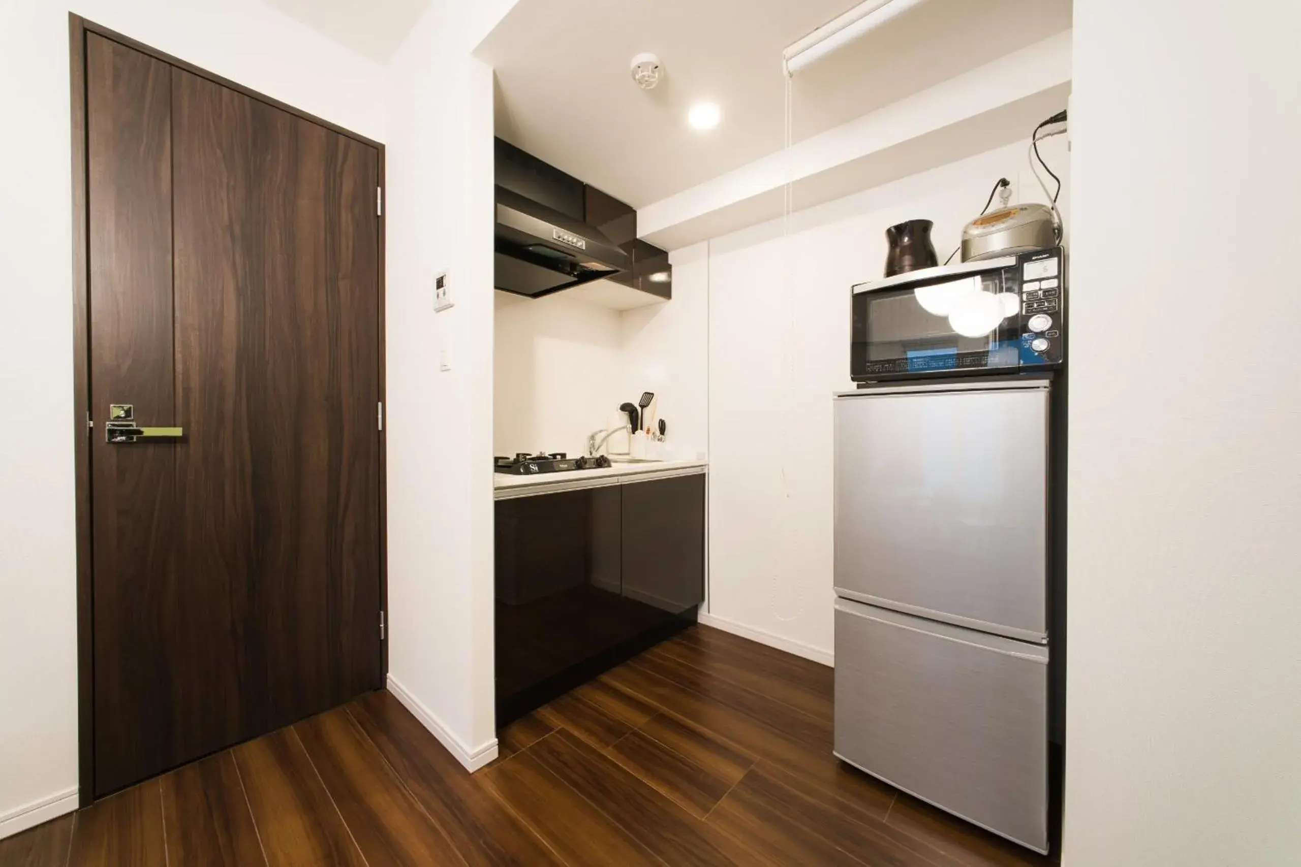 Photo of the whole room, Kitchen/Kitchenette in Hotel Axas Nihonbashi