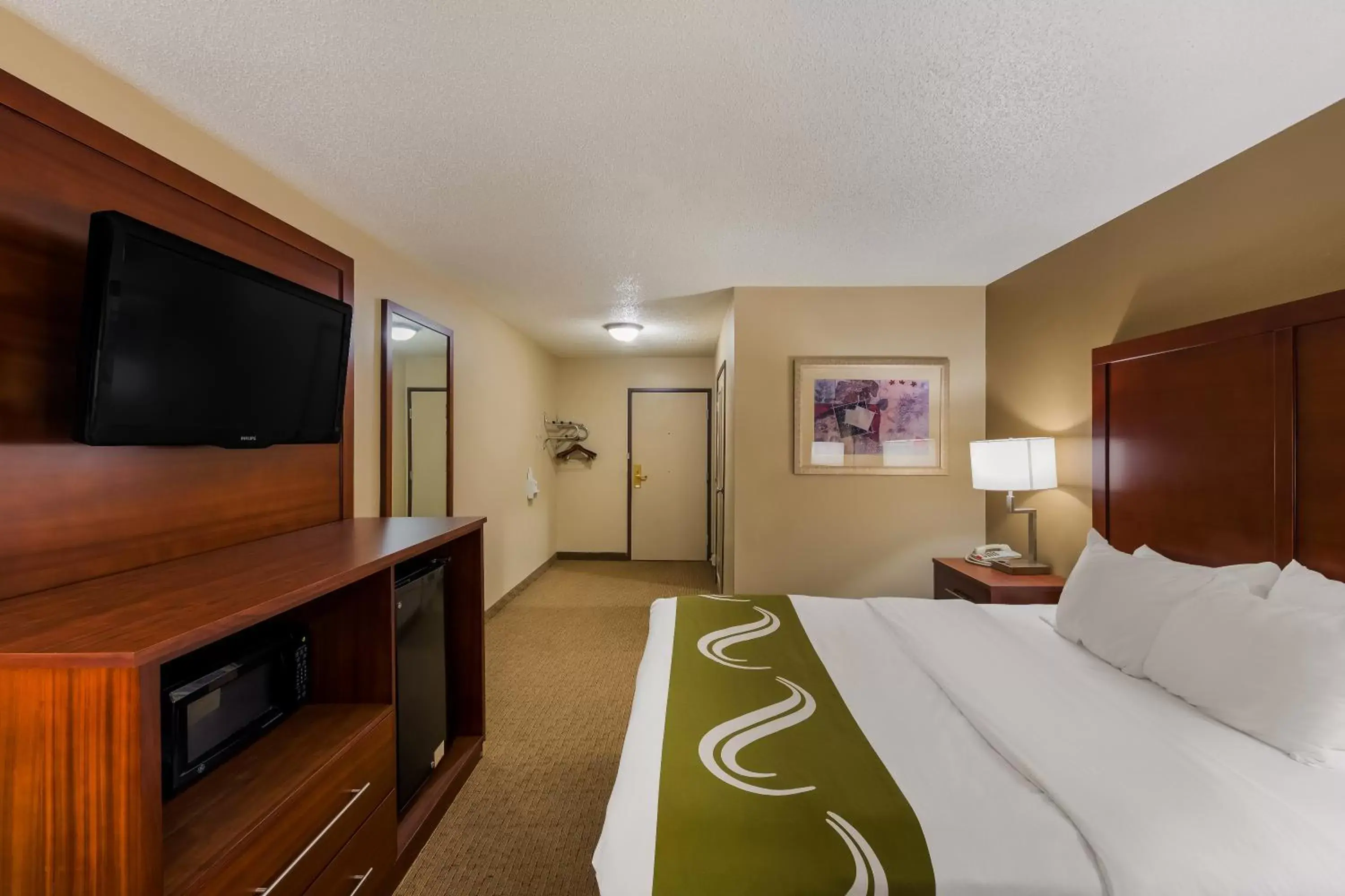 Bed in Quality Inn Marysville Bed in Quality Inn Marysville