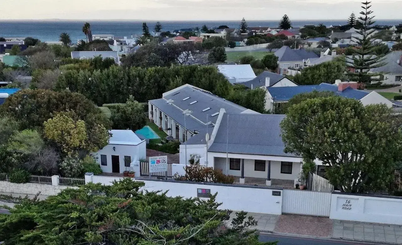 Property building, Bird's-eye View in Sixteen Guesthouse on Main