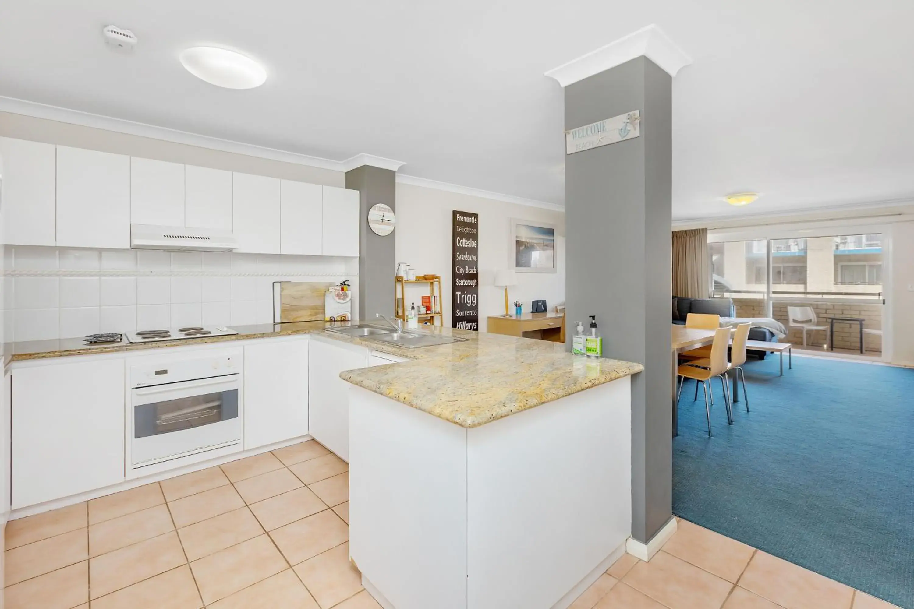 Kitchen or kitchenette, Kitchen/Kitchenette in Nautica Residences Hillarys