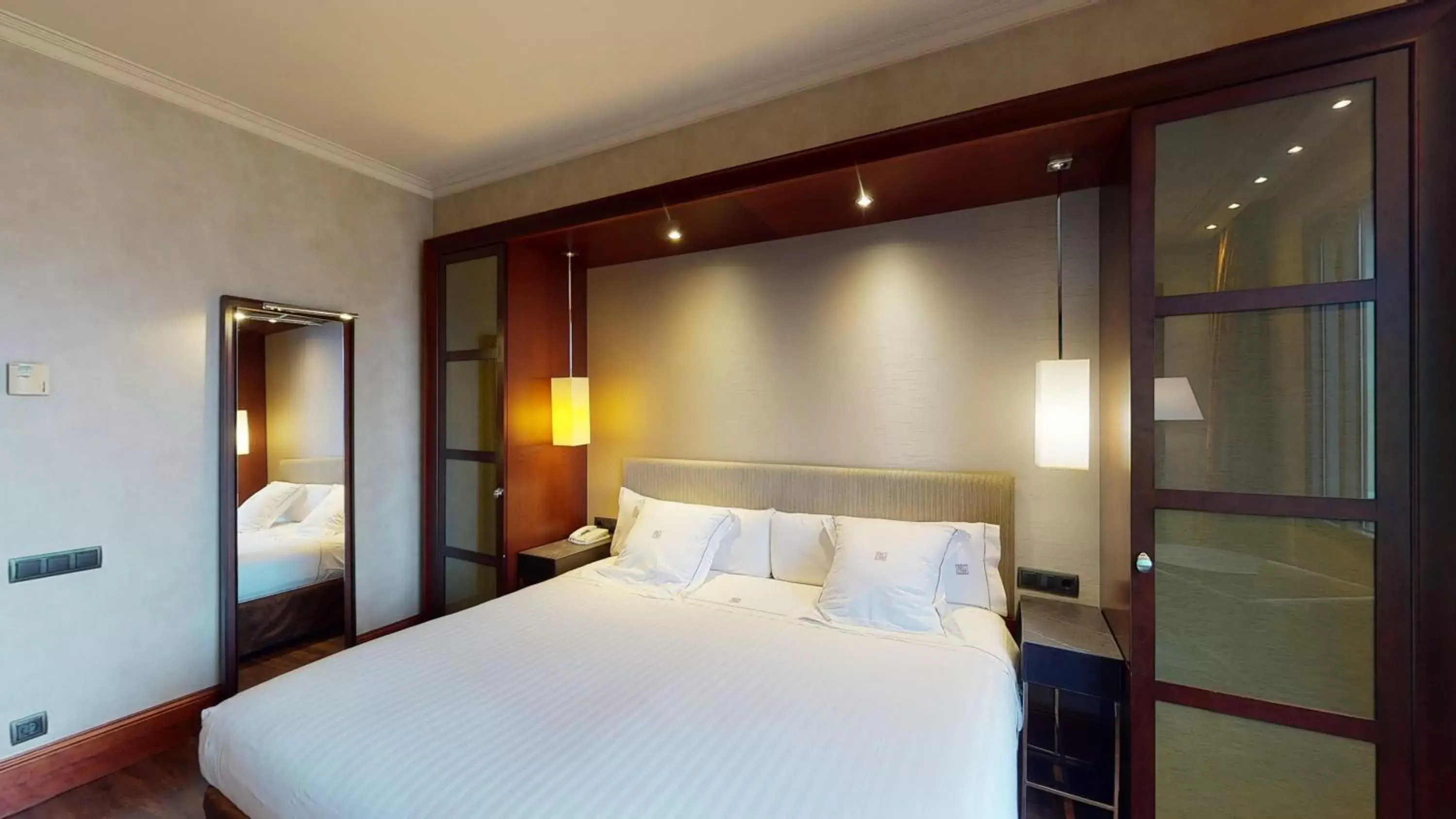 Bed in Hotel Barcelona Center