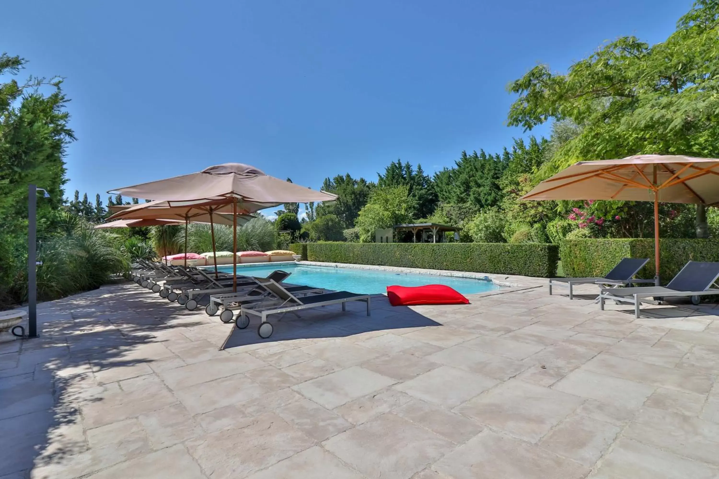 Garden, Swimming Pool in Les Carmes and spa