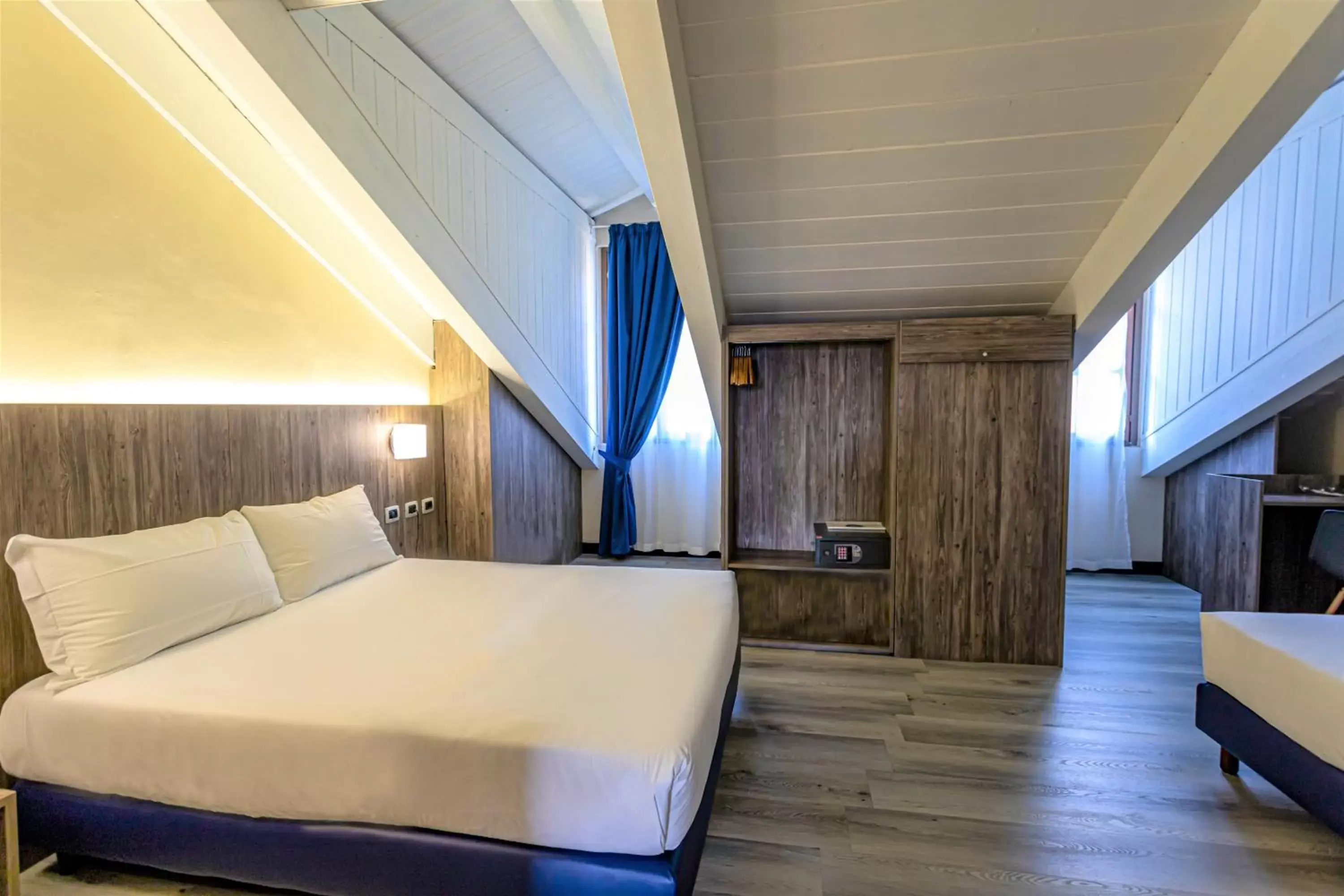 Bedroom, Bed in Hotel Urbani