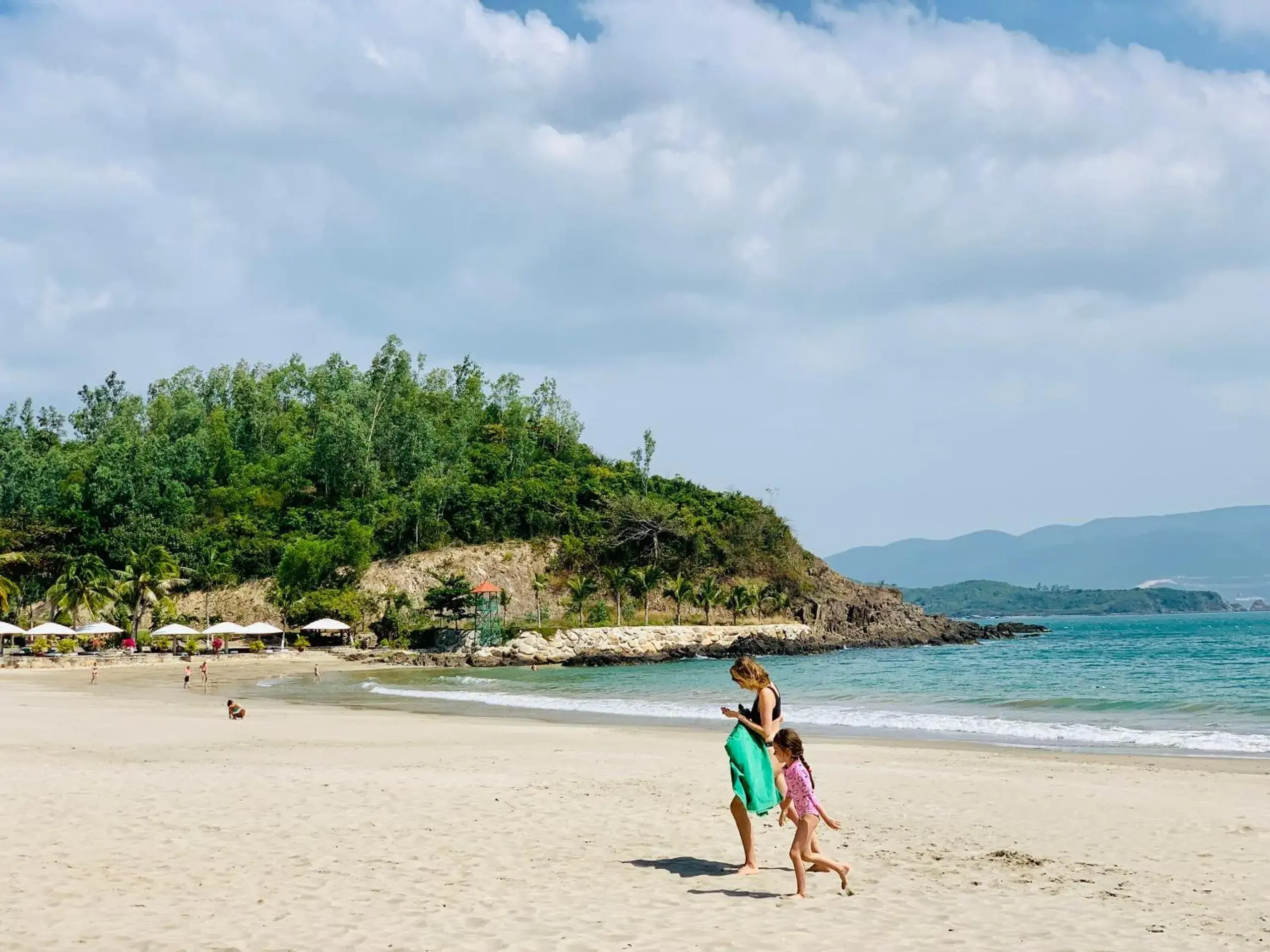 Beach in Diamond Bay Condotel Resort Nha Trang