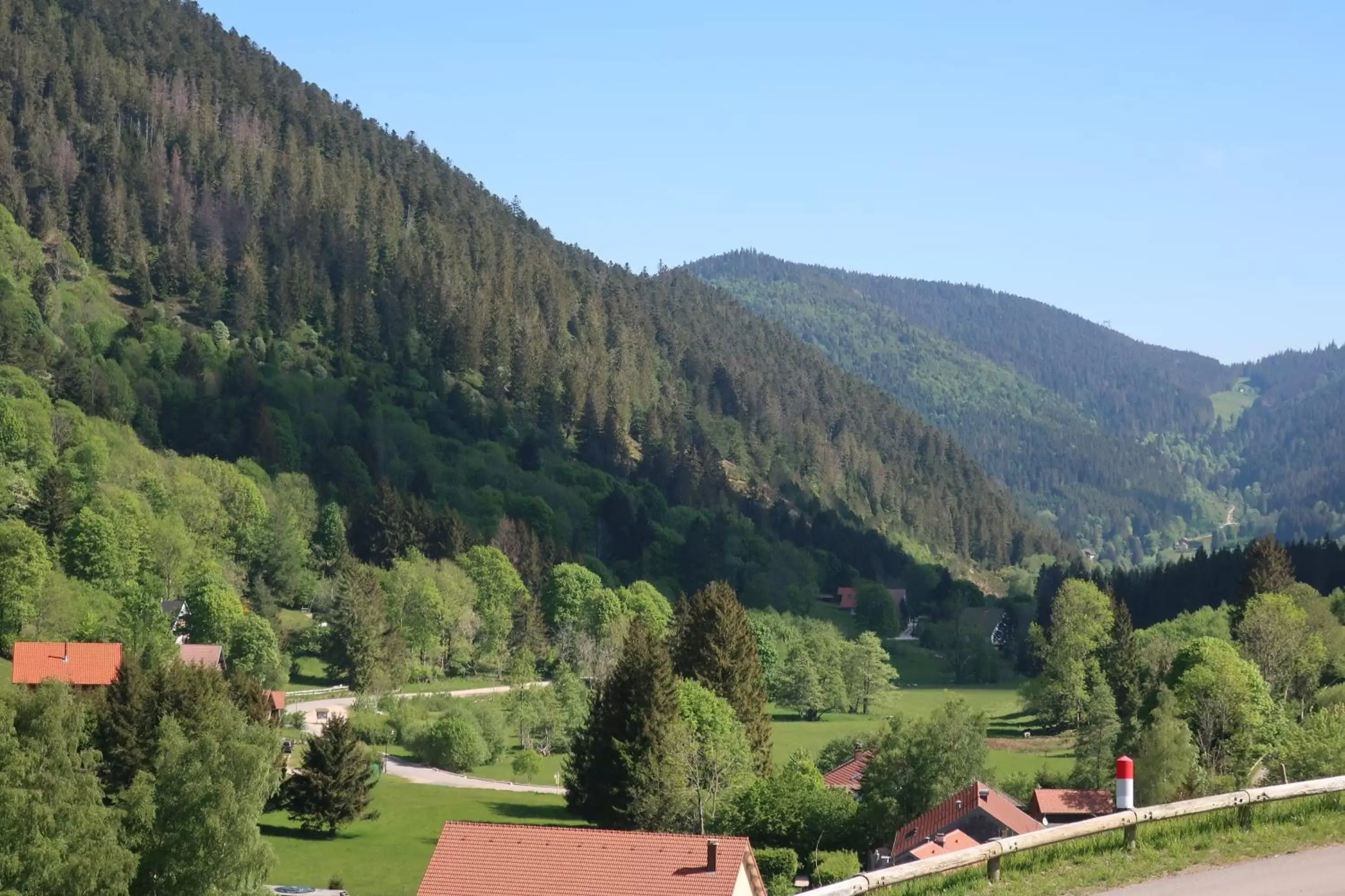 Natural landscape, Mountain View in Gîte et chambres d'hôtes le Chêne