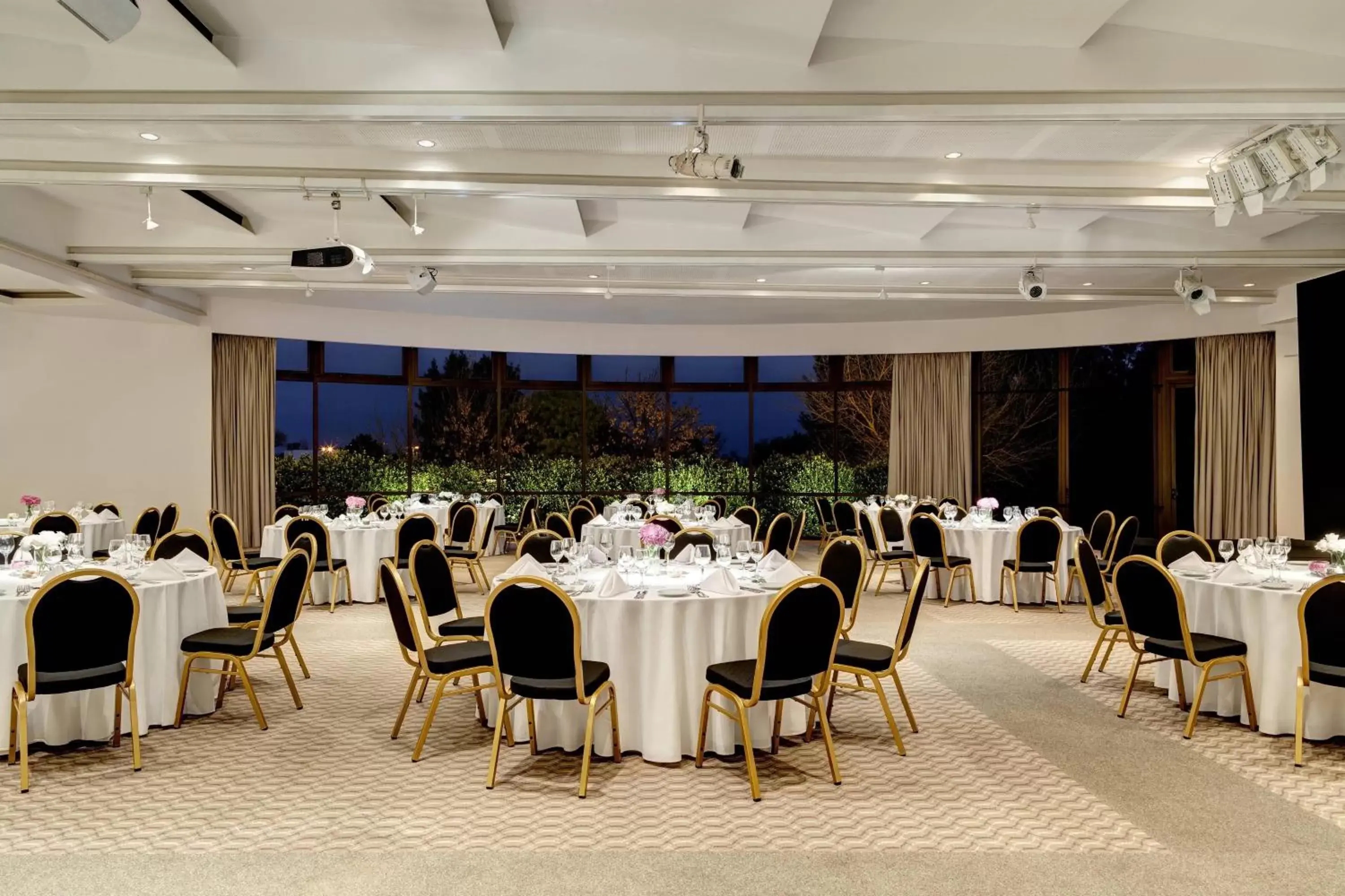 Meeting/conference room, Restaurant/Places to Eat in Sheraton Colonia Golf & Spa Resort