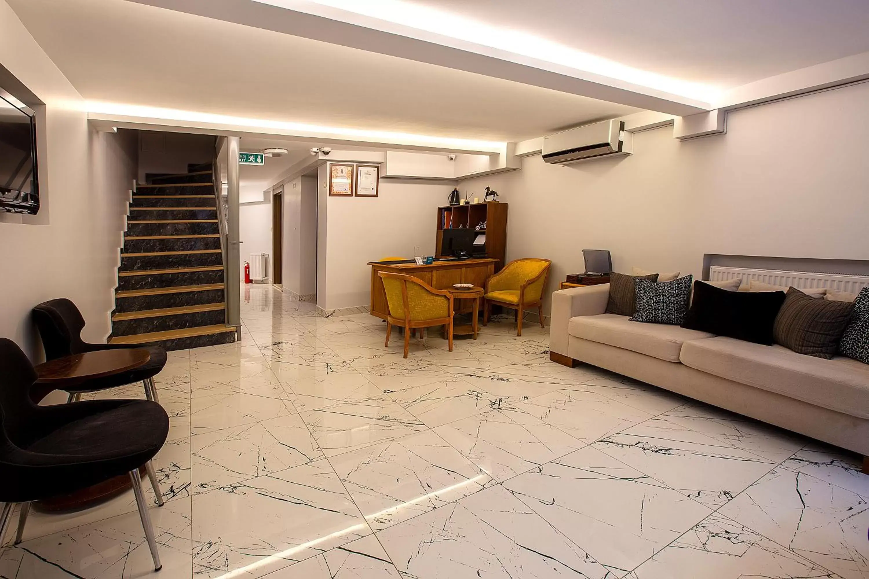 Lobby or reception in Pera Sultan Suit Lobby or reception in Pera Sultan Suit