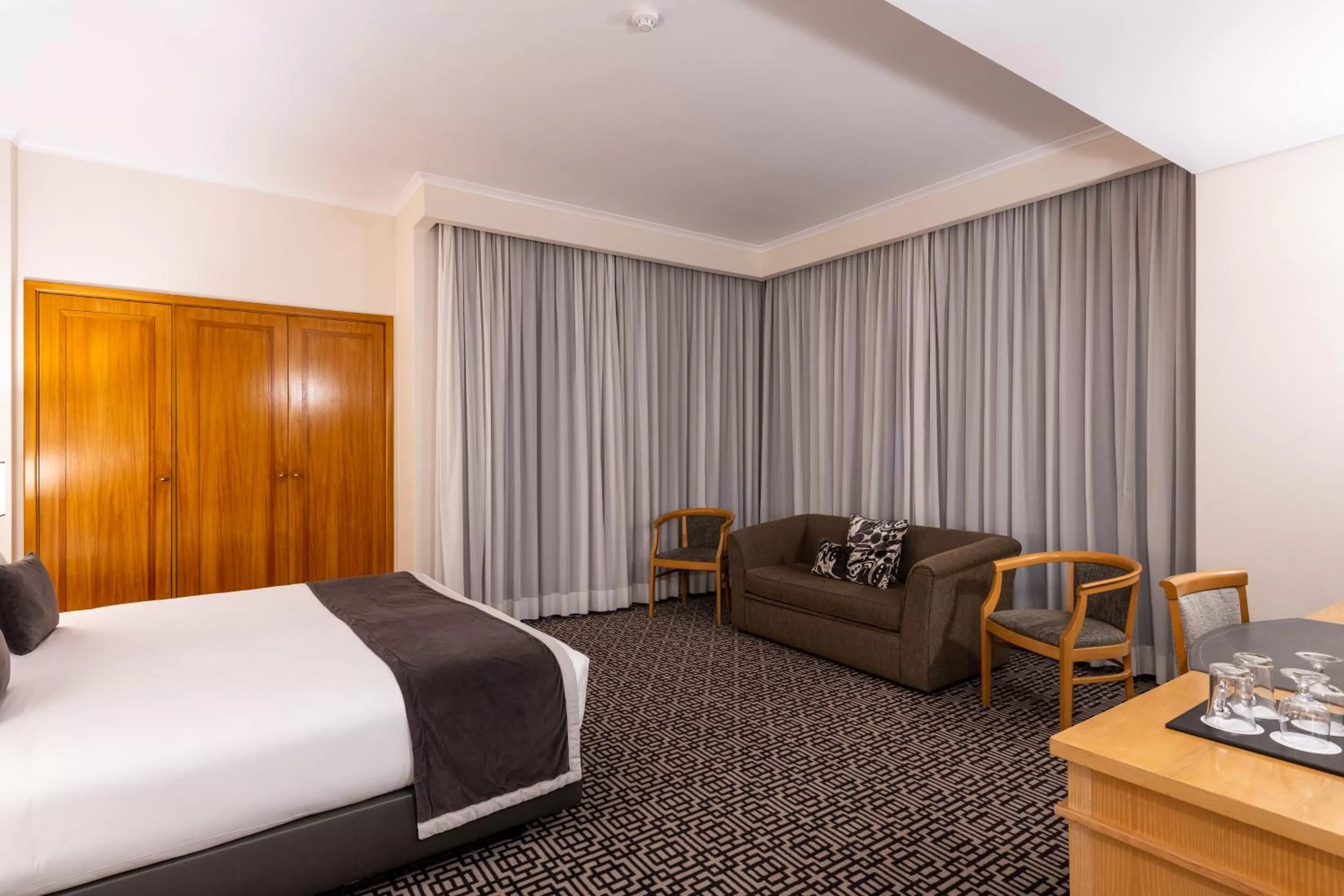 Photo of the whole room, Bed in Hotel Mundial