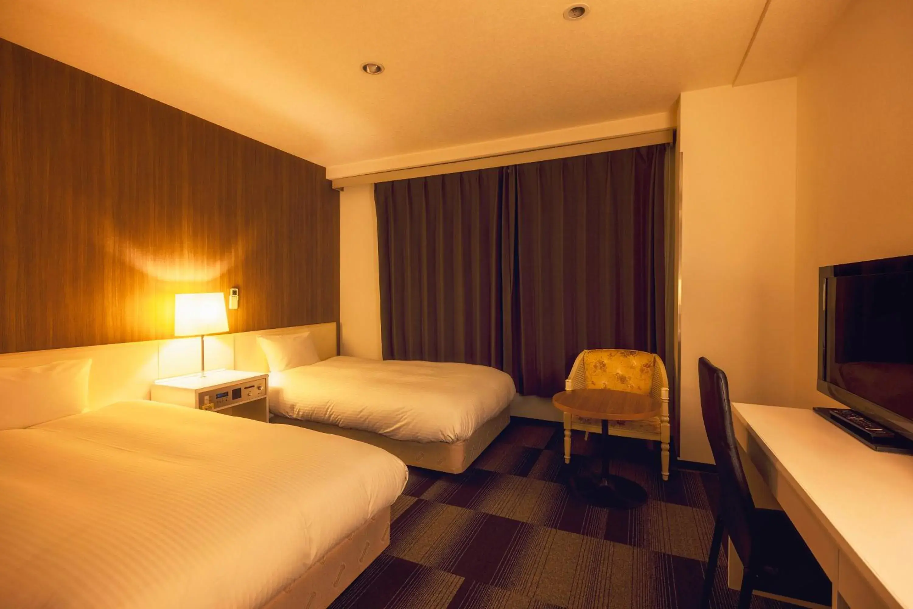 Photo of the whole room, Bed in City Hotel Airport in Prince