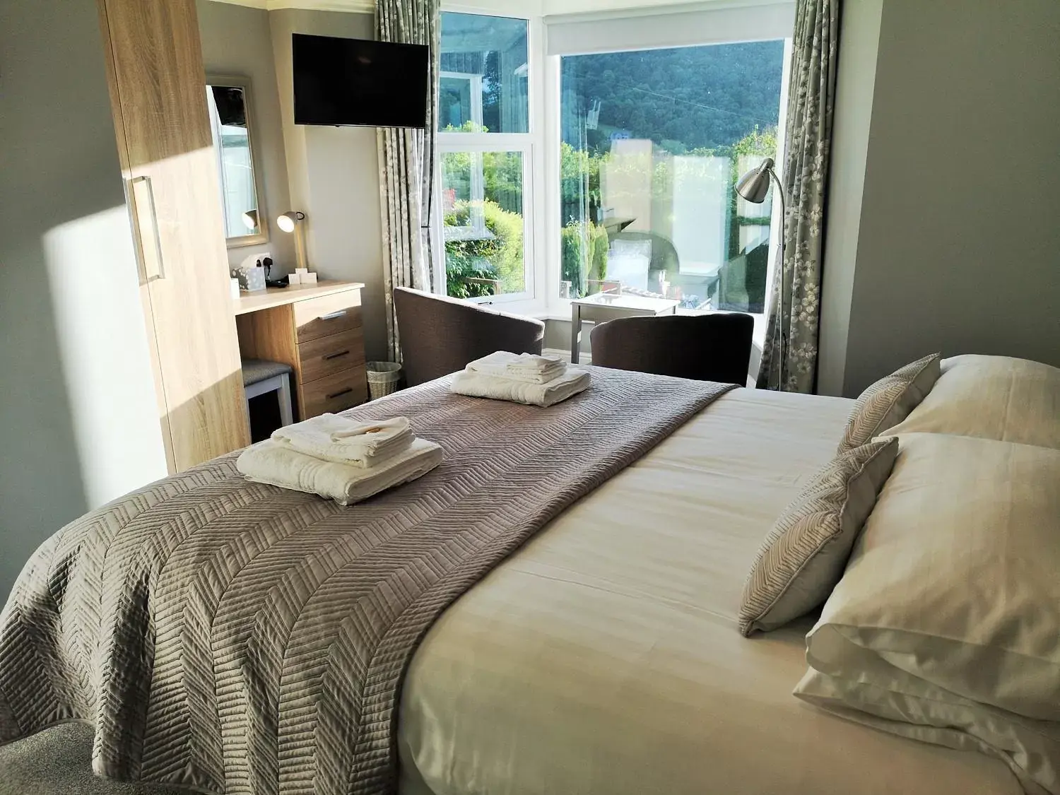 Superior Double or Twin Room - Room 2 in Aberconwy House B&B Superior Double or Twin Room - Room 2 in Aberconwy House B&B