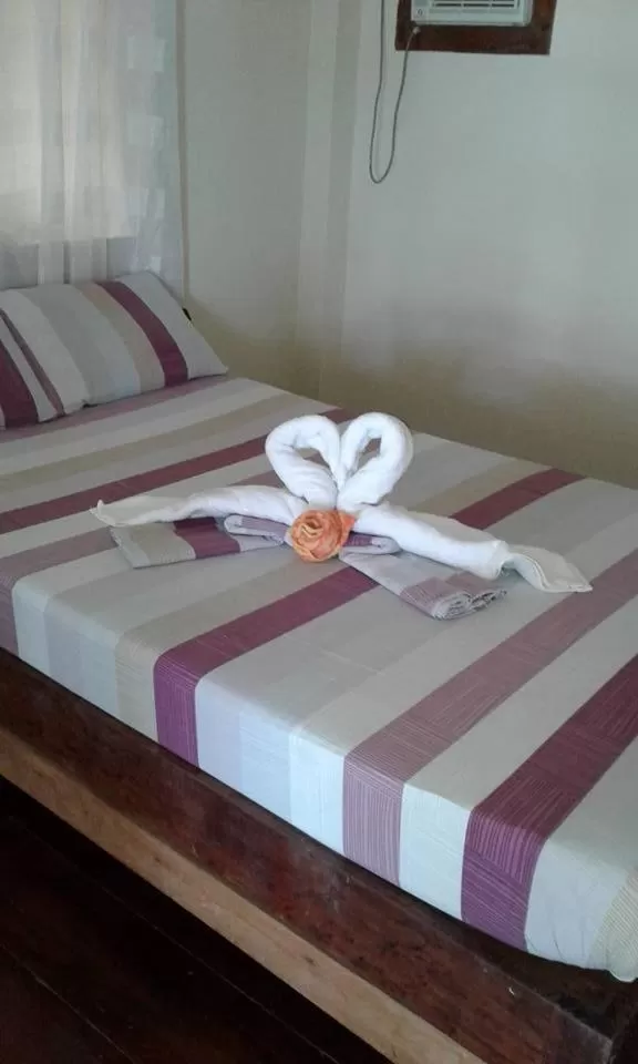 Bed in Victoria Beach House