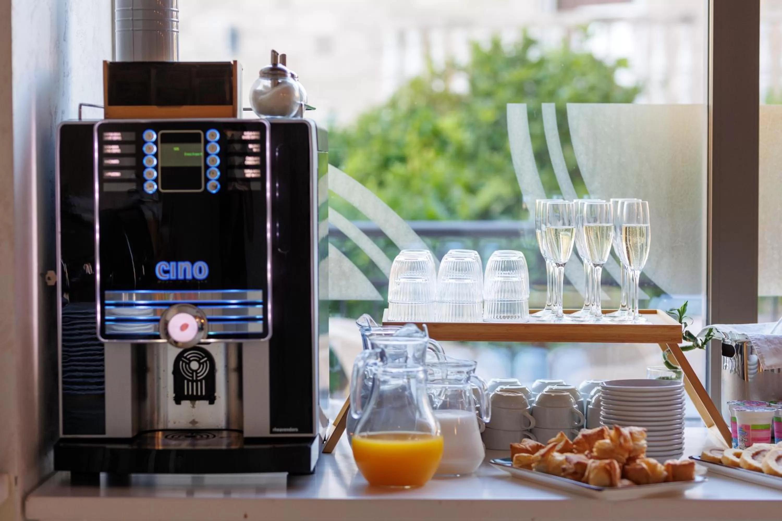 Breakfast in Hotel Kadmo by Aycon