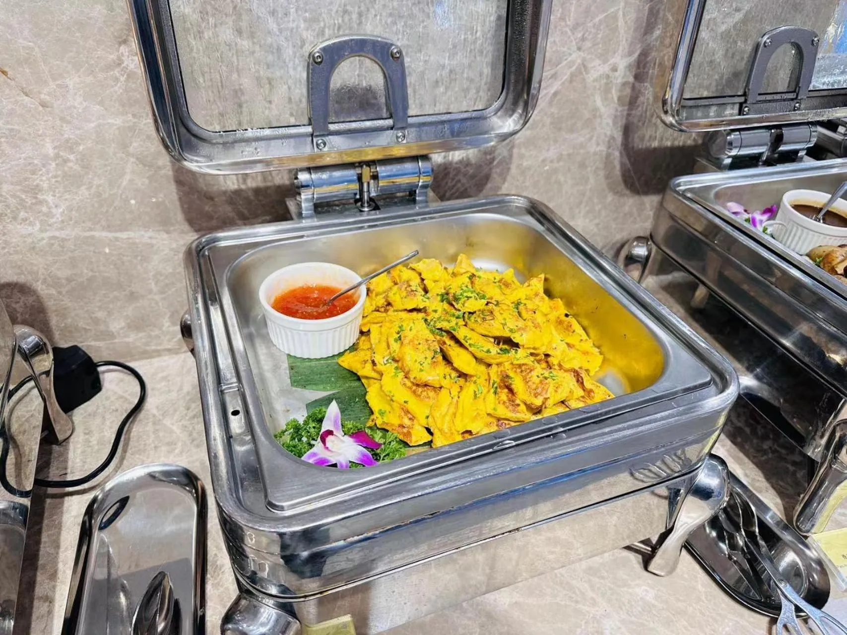 Food and drinks in Bridal Tea House Hotel