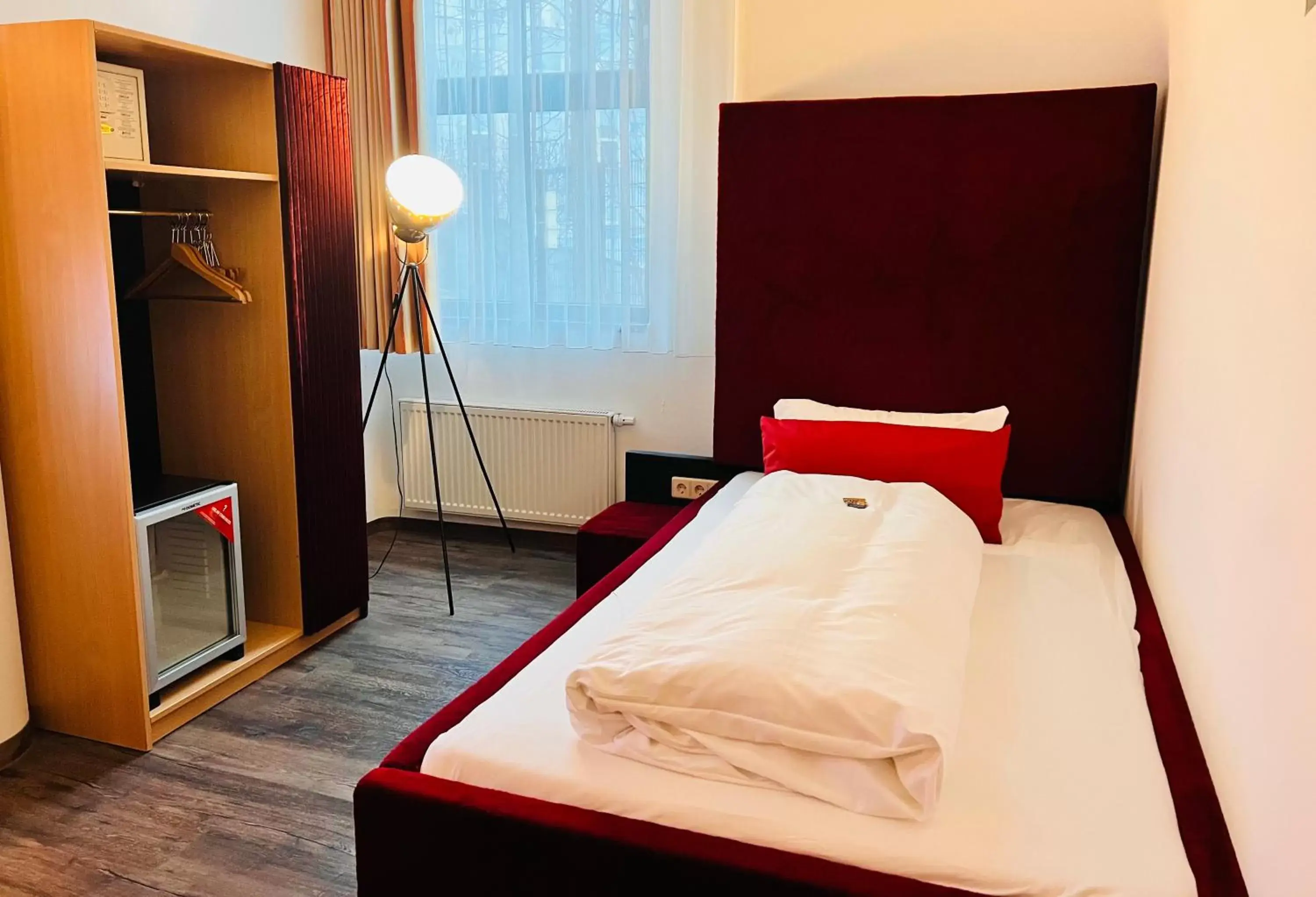 Bed in artHOTEL Magdeburg