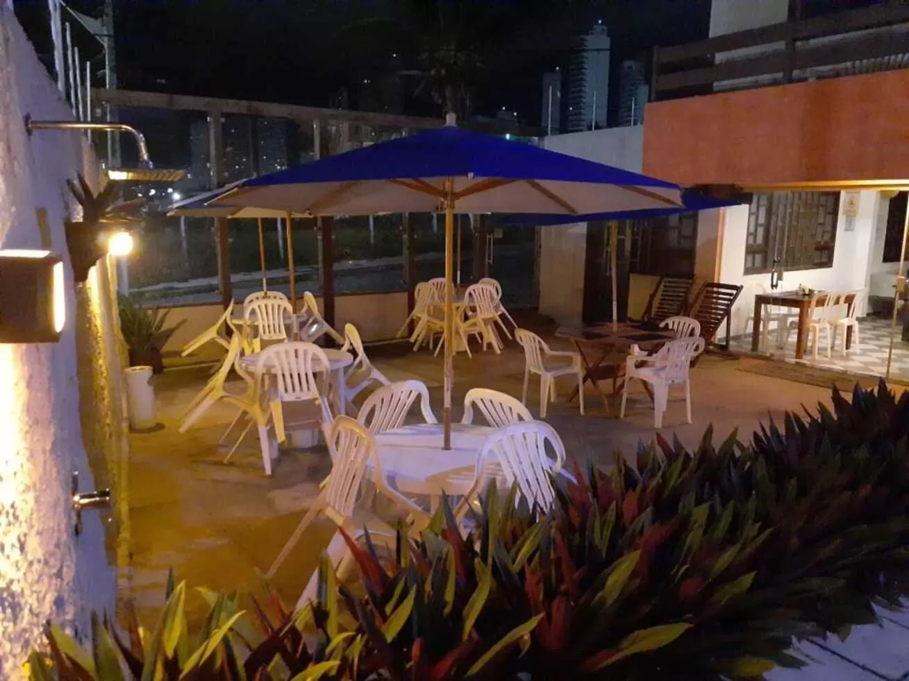 Restaurant/places to eat in Hotel Enseada de Ponta Negra