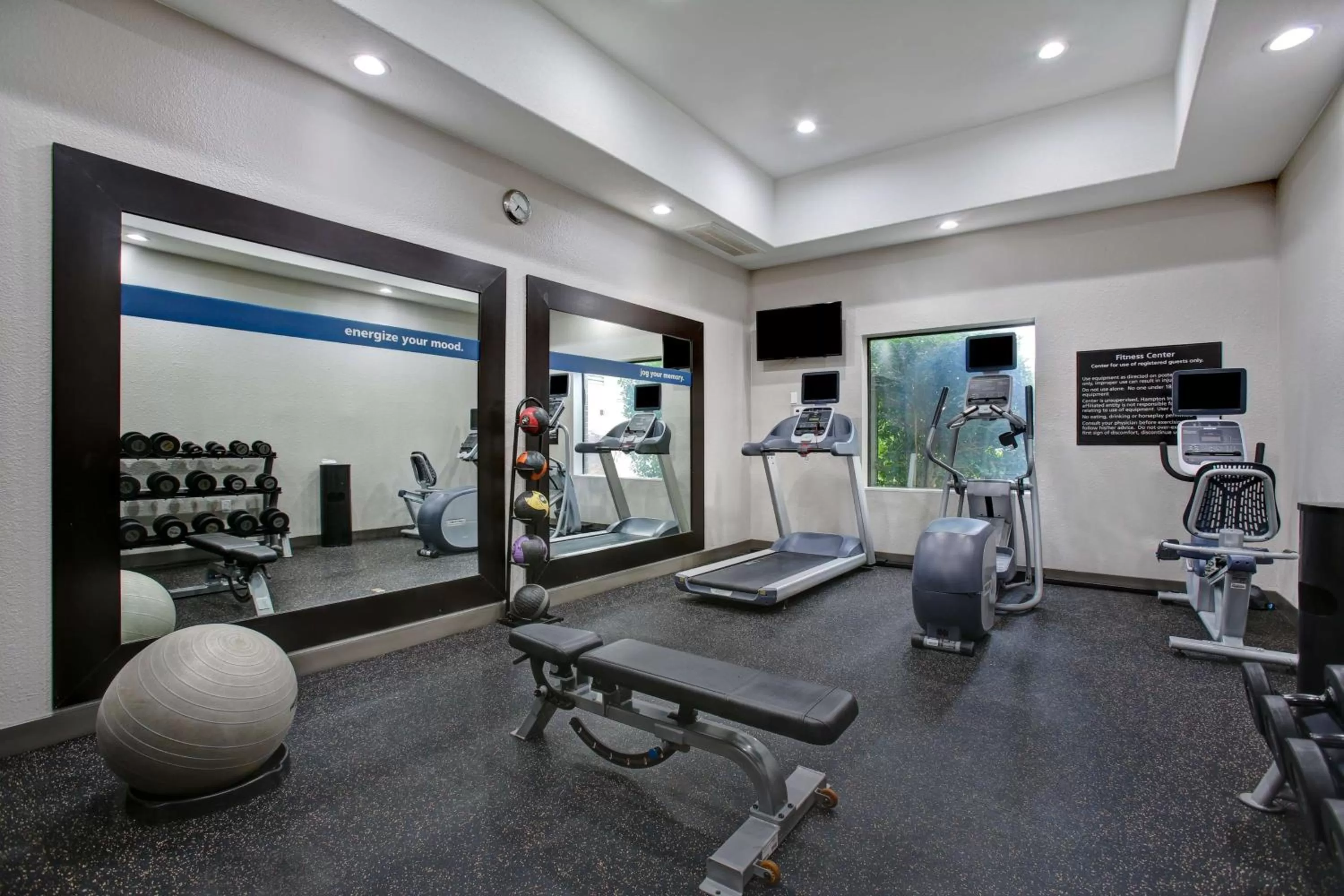 Fitness centre/facilities in Hampton Inn & Suites Dallas-DeSoto