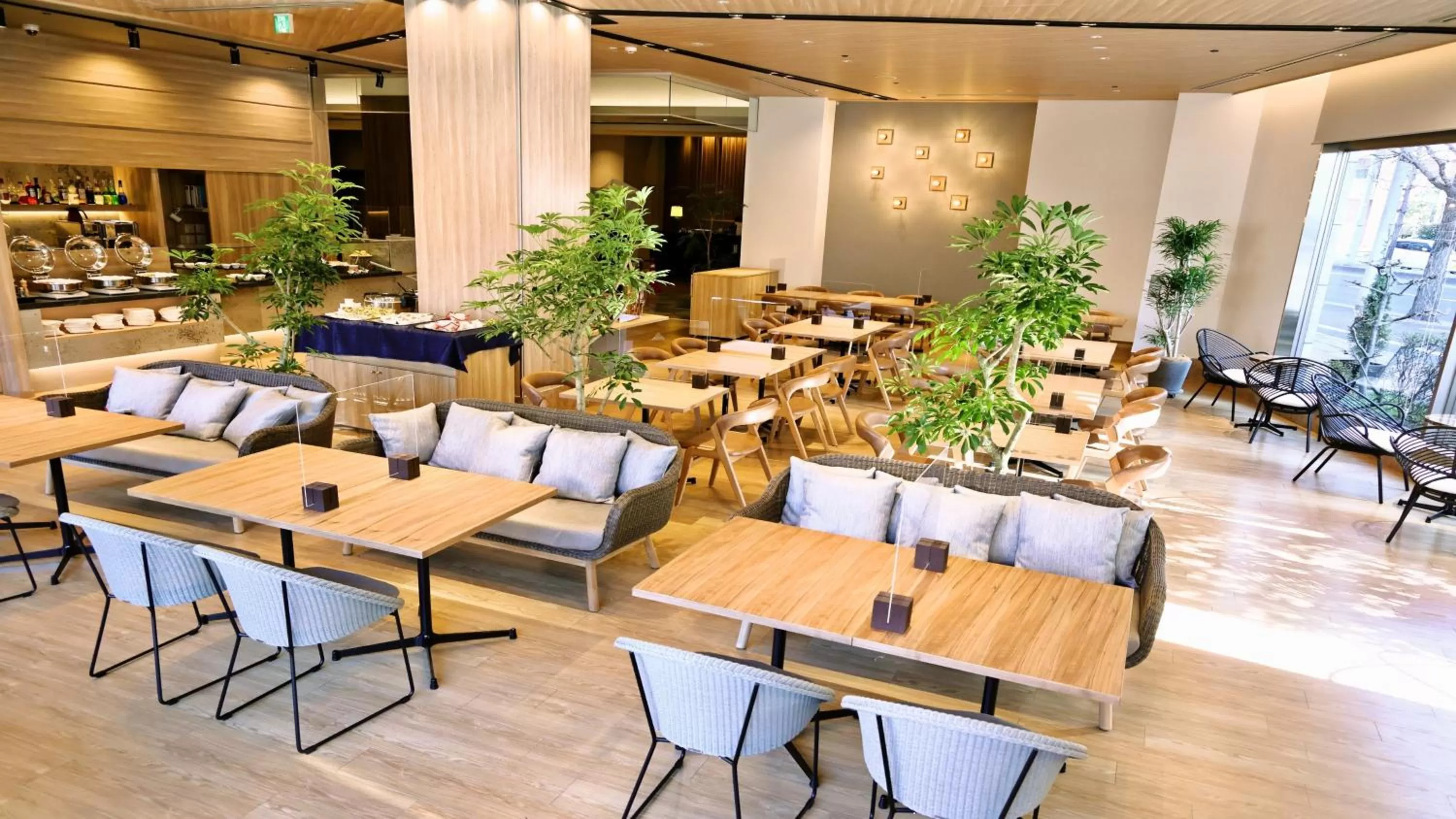 Restaurant/places to eat in ANA Holiday Inn Sendai by IHG