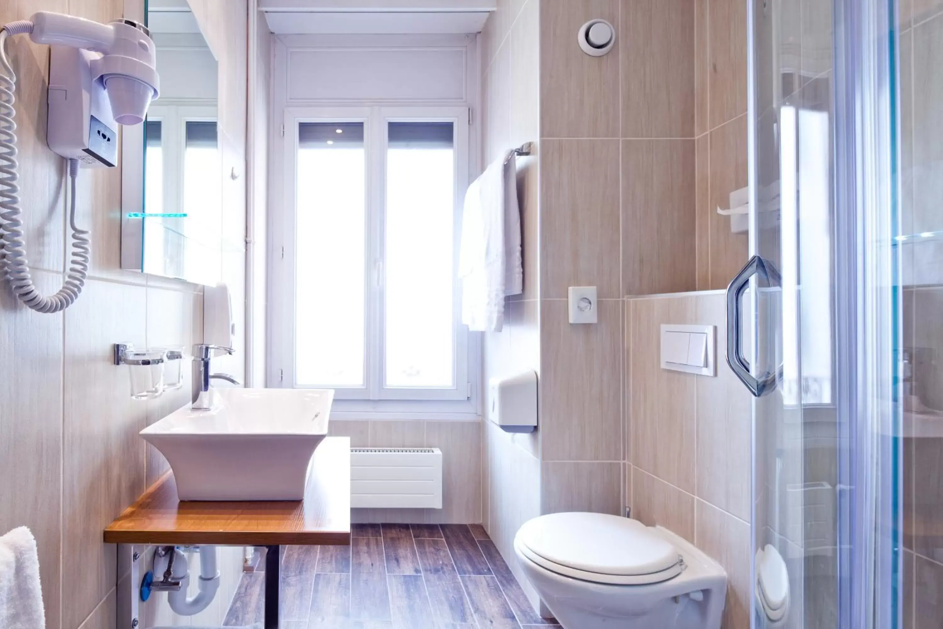 Toilet, Bathroom in Hotel Strasbourg