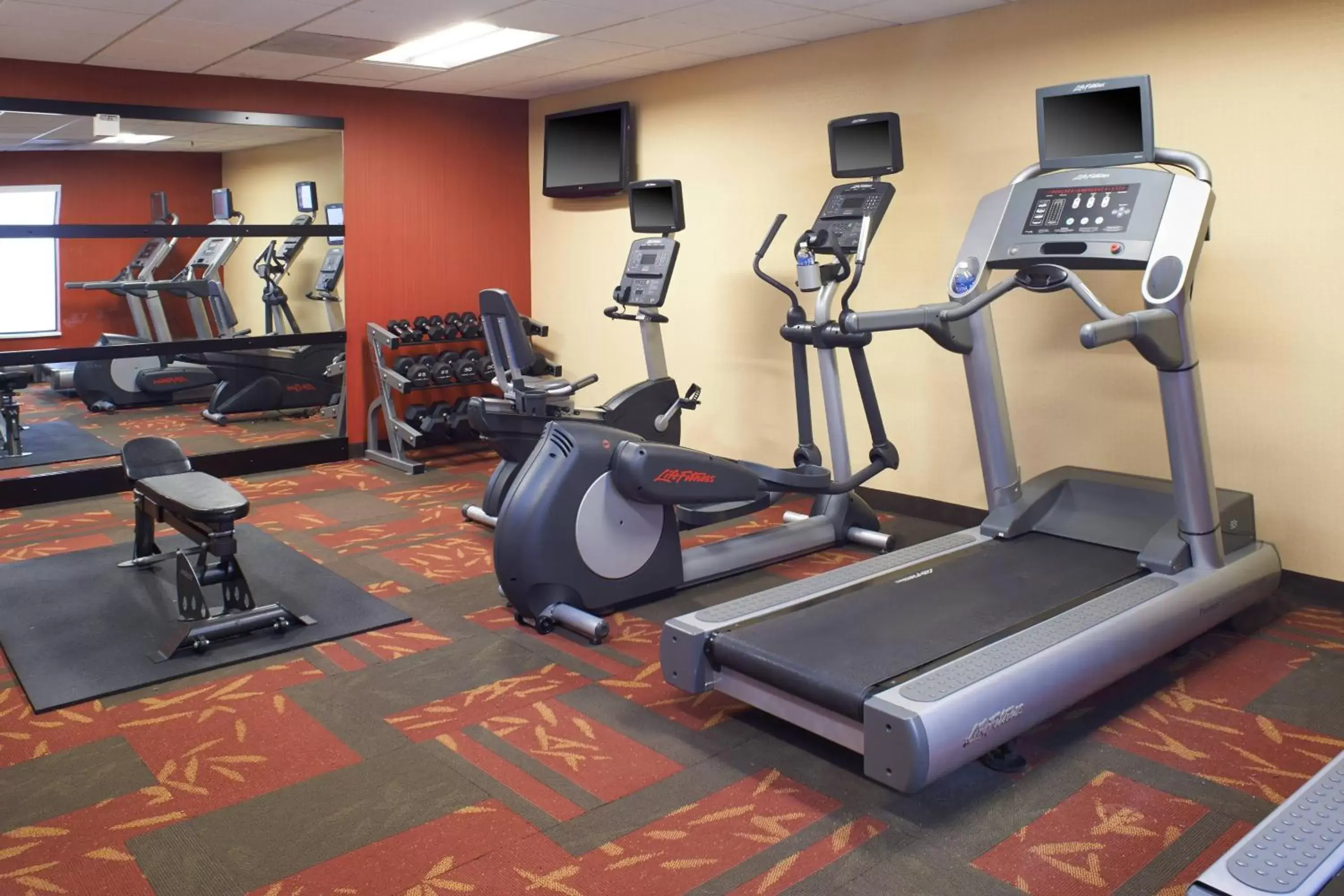 Fitness centre/facilities, Fitness Center/Facilities in Courtyard Columbus Dublin