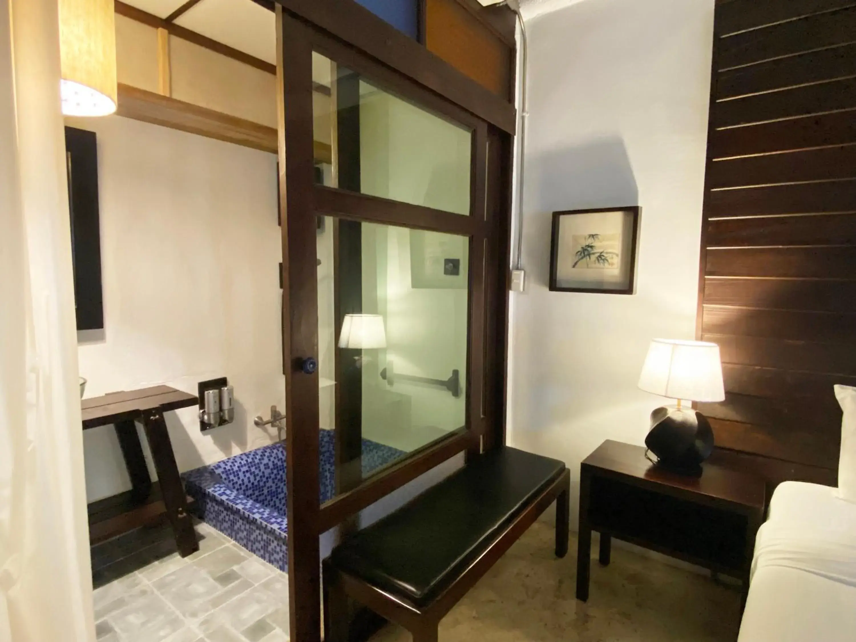 Bathroom, Seating Area in Banthai Village Hotel