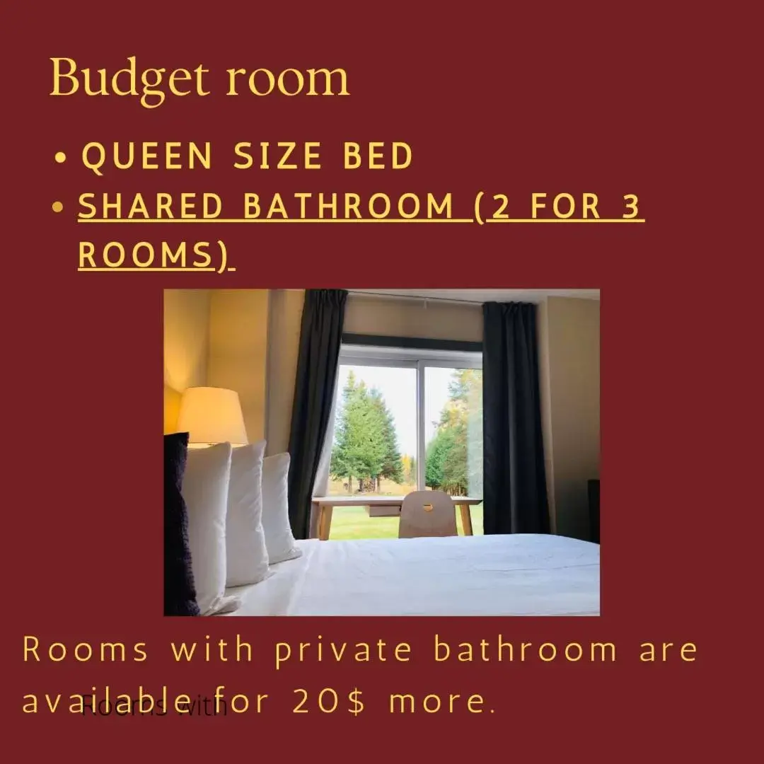 Budget Double Room in Oberge Inn Val-David