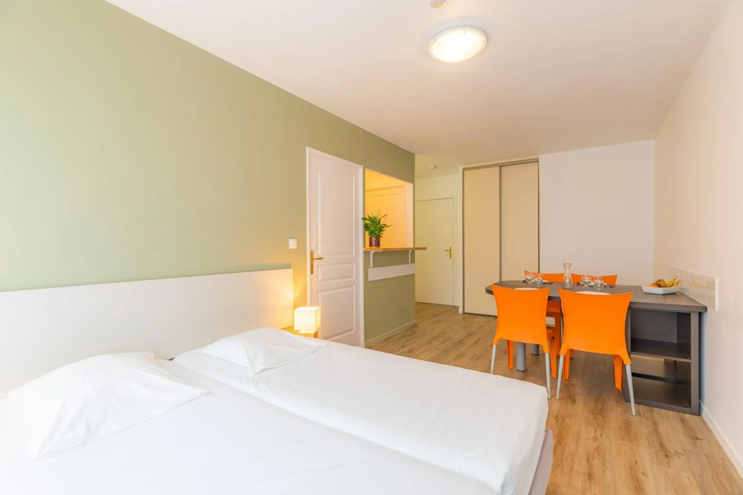 Bed in Appart'City Bourg en Bresse (Ex Park&Suites)