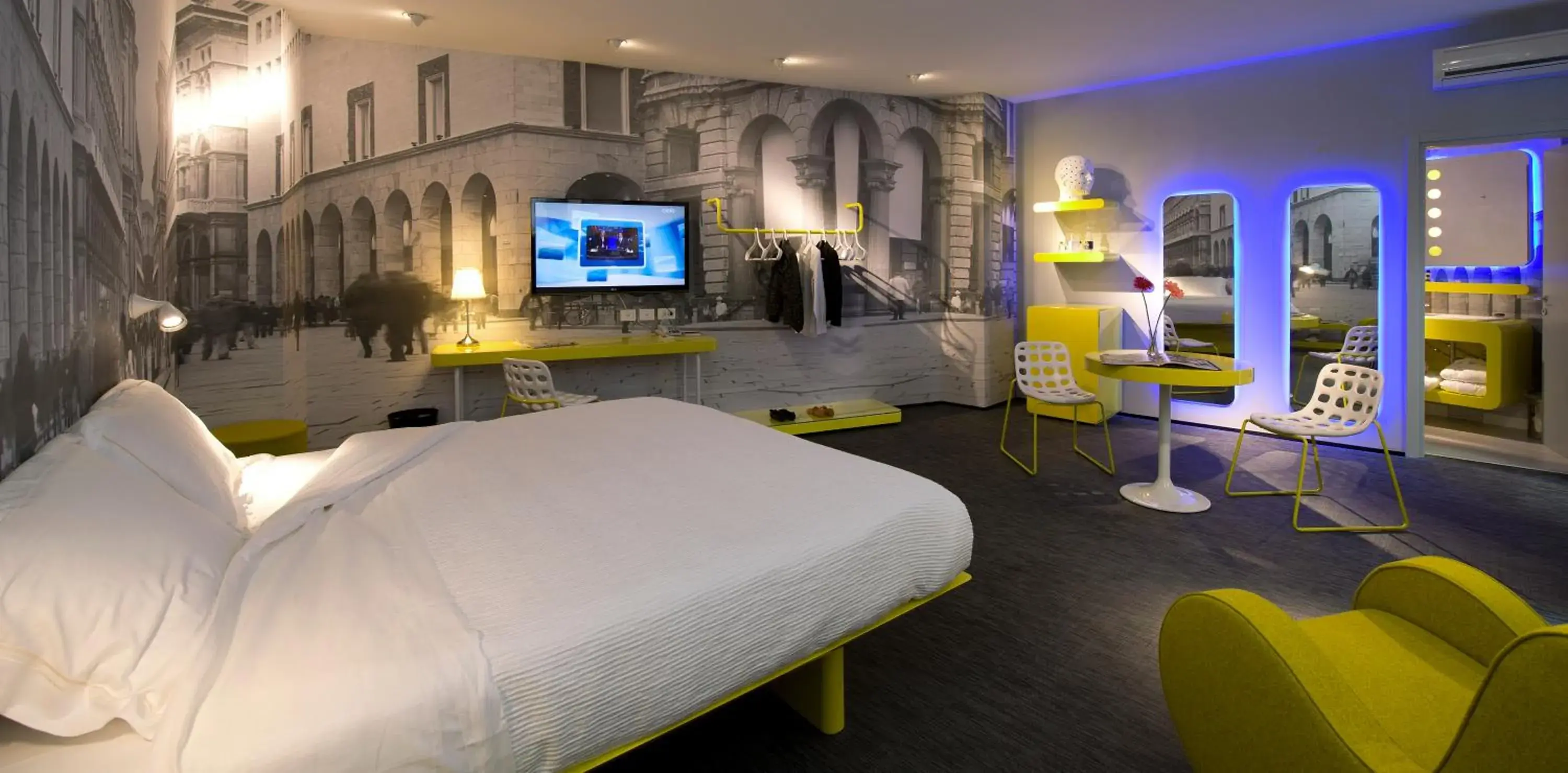 Photo of the whole room in The Street Milano Duomo | a Design Boutique Hotel